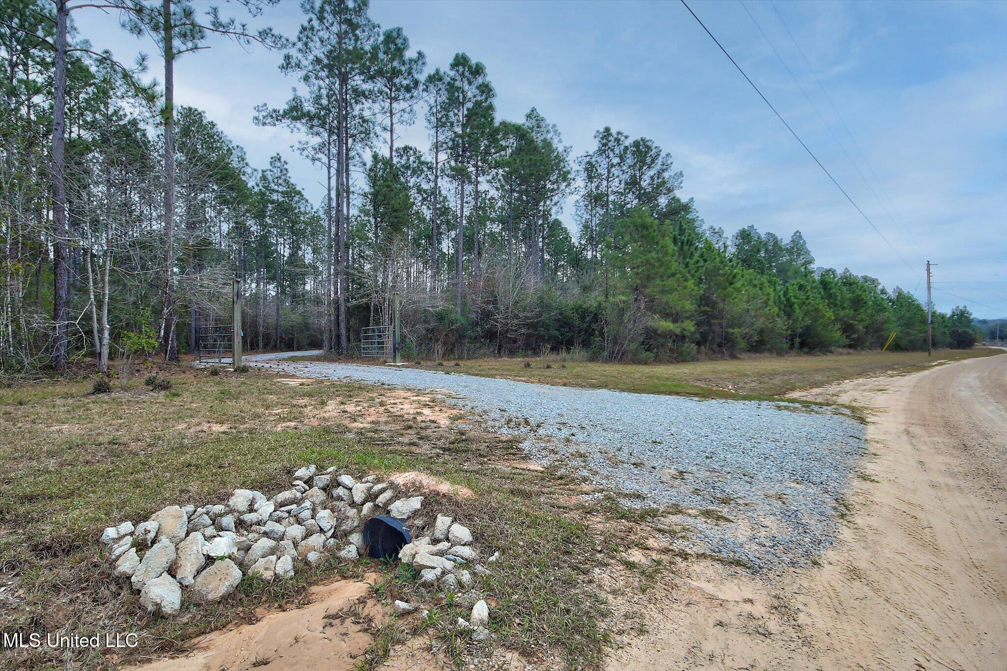 22445 Road 374 Property Photo 14