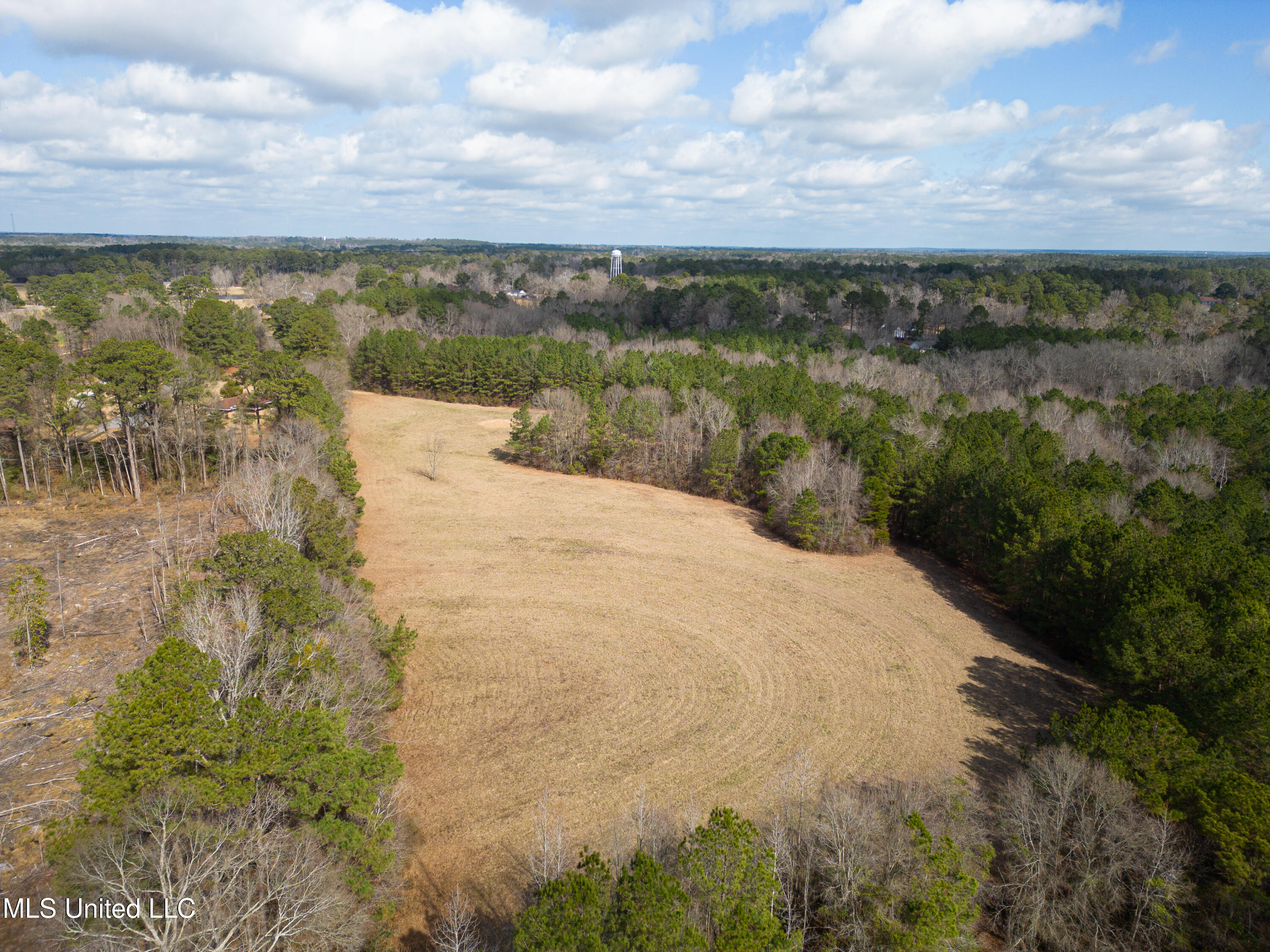 Reeves Rd Property Photo 1