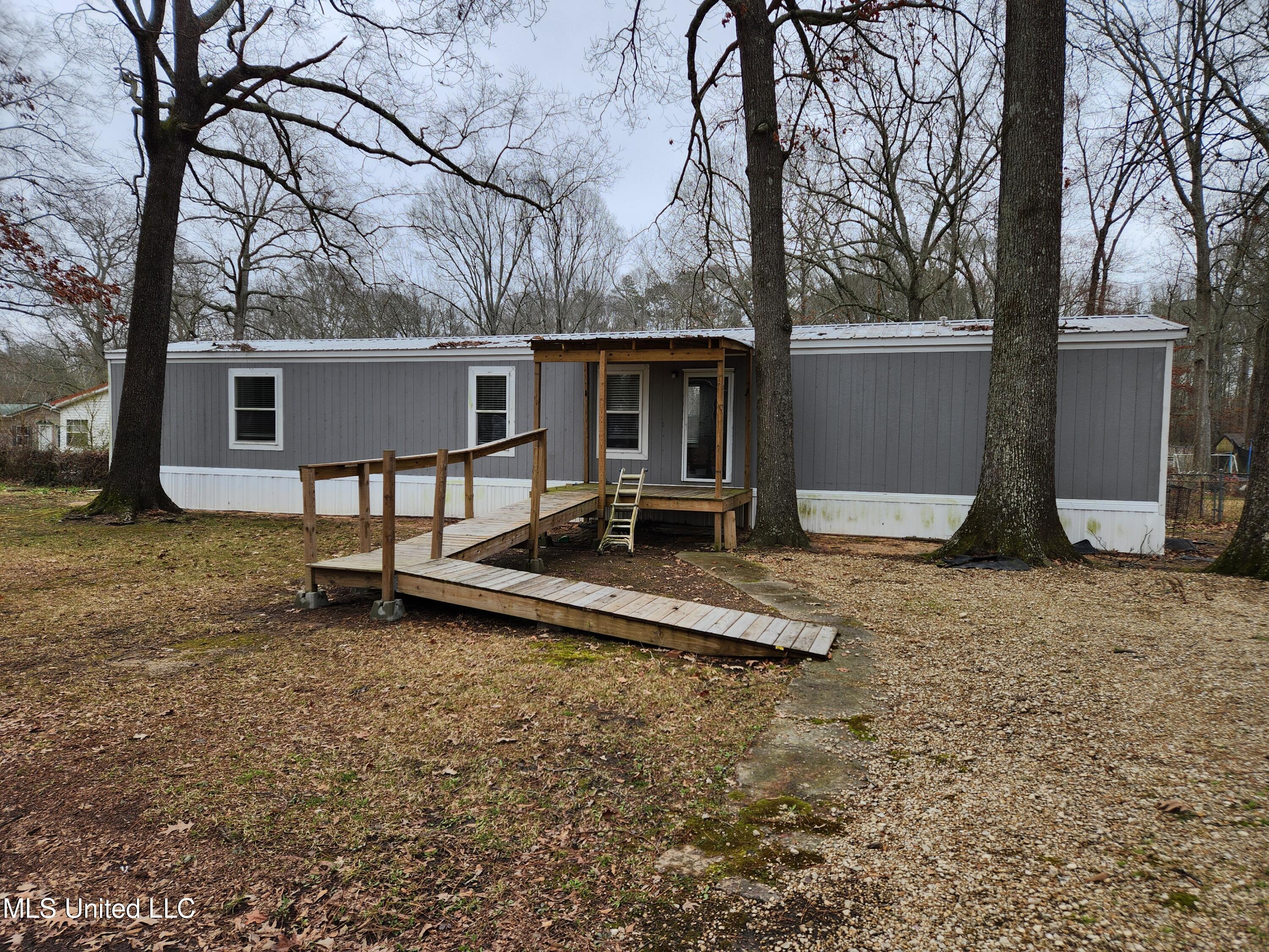 379 Maple Street Property Photo