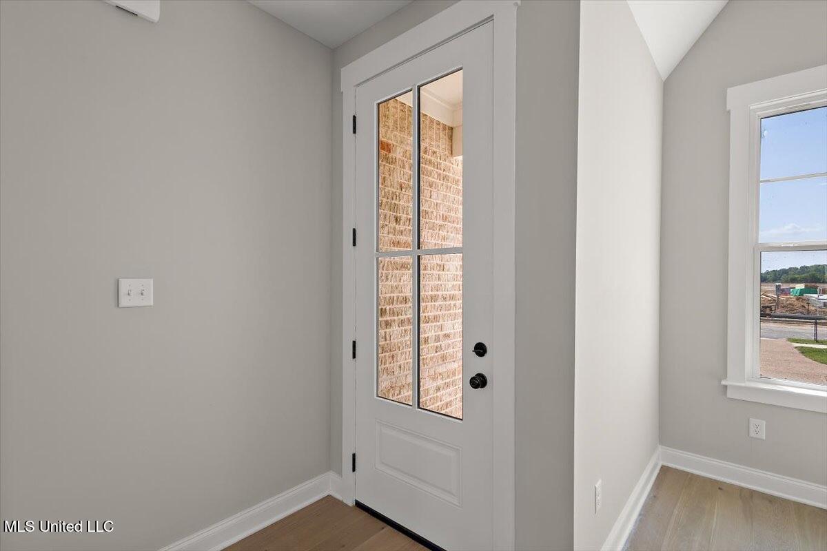 804 Coahoma Court Property Photo 5