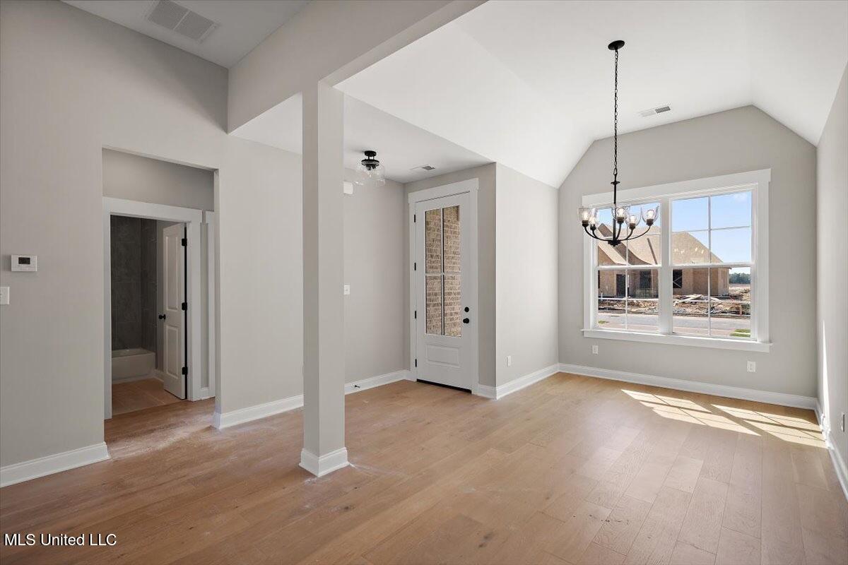 804 Coahoma Court Property Photo 8