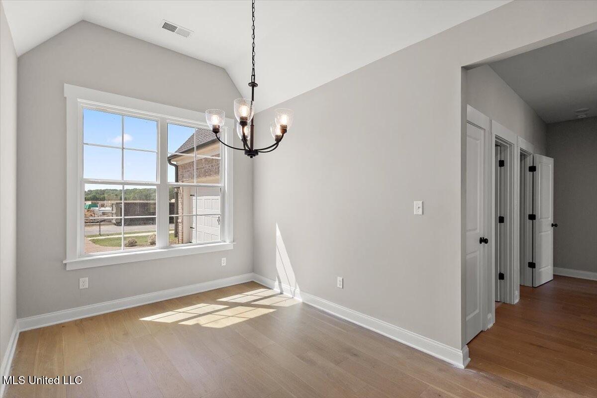 804 Coahoma Court Property Photo 11