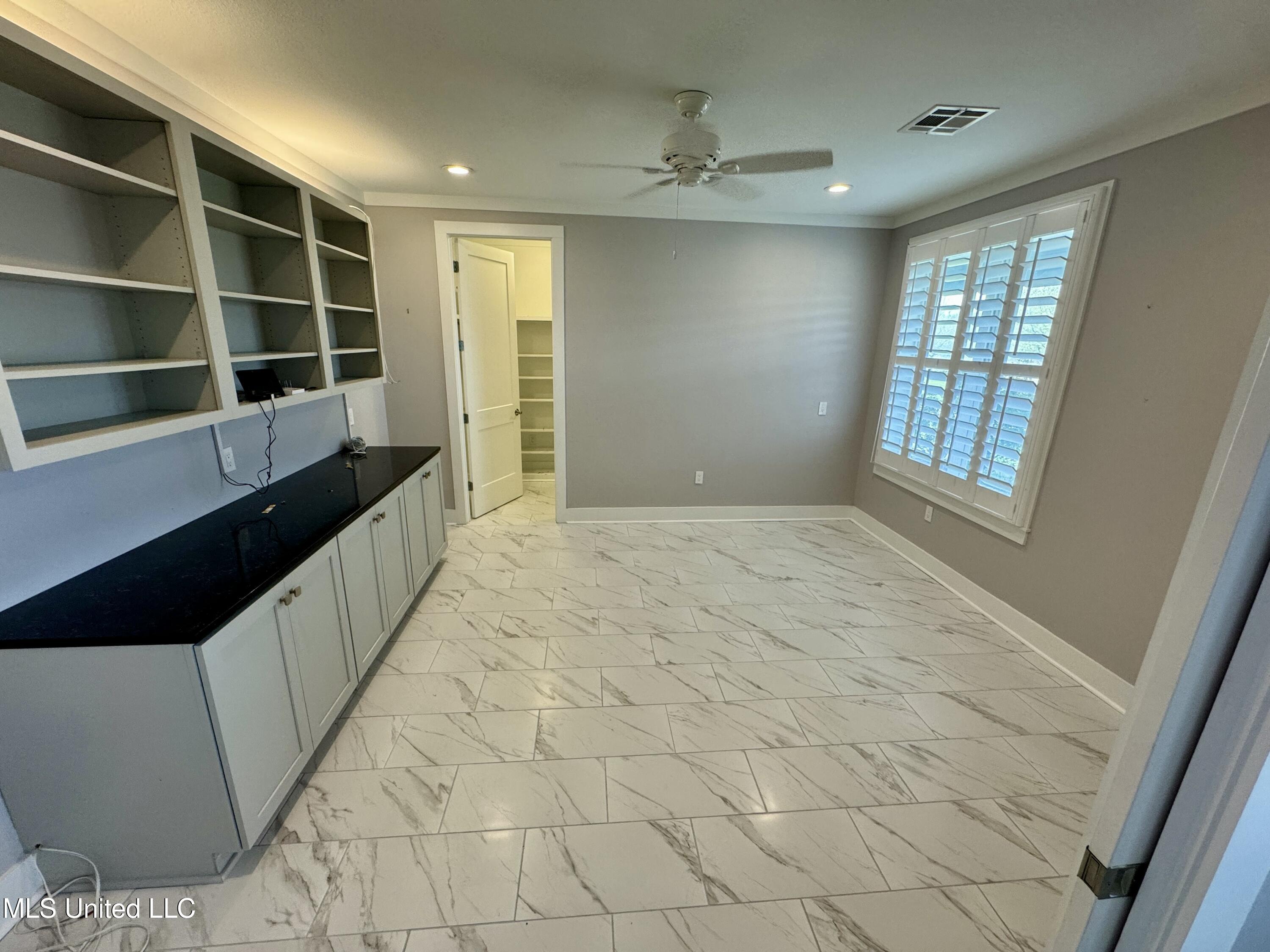 374 Fox Road Property Photo 3