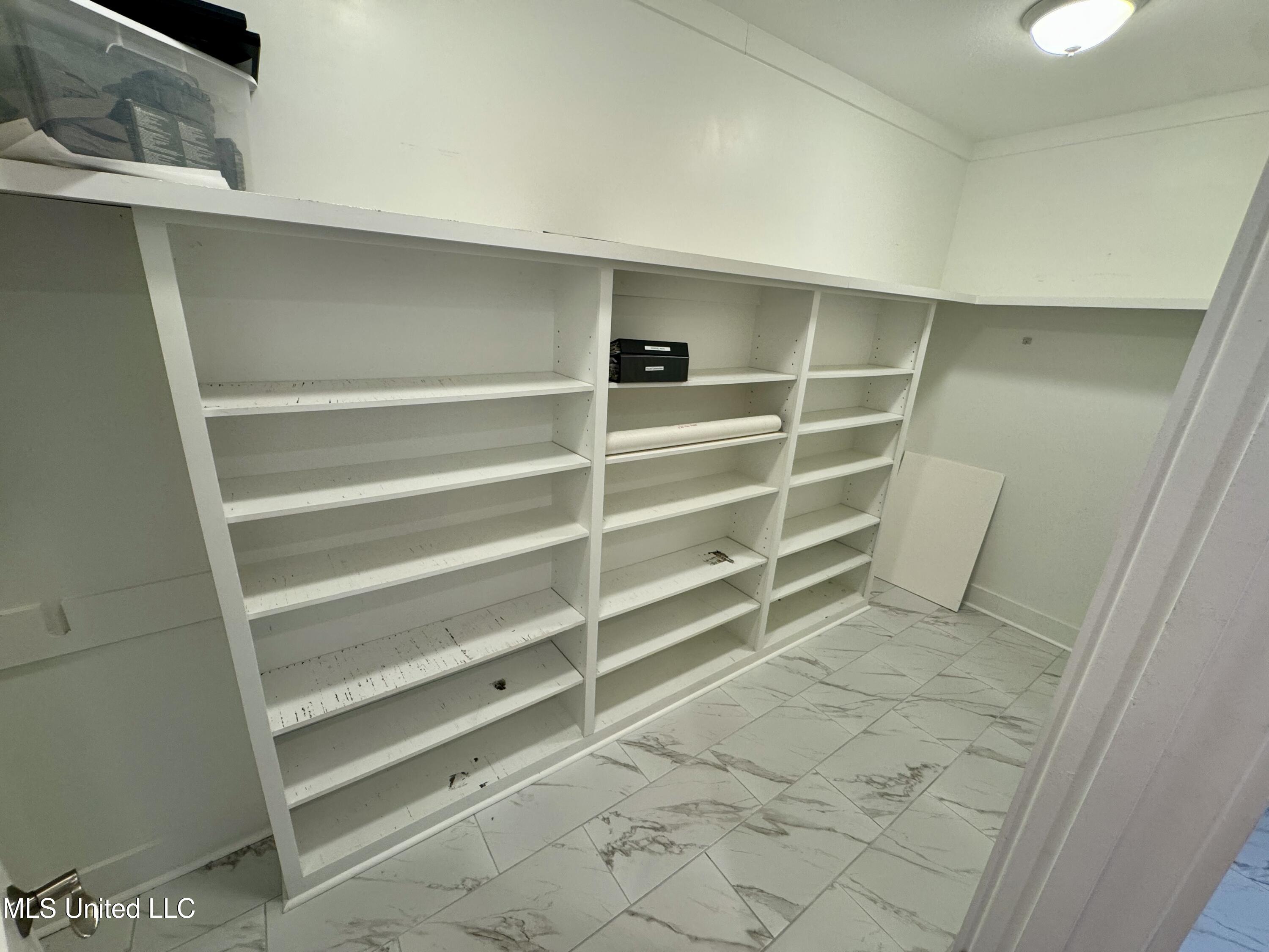 374 Fox Road Property Photo 4