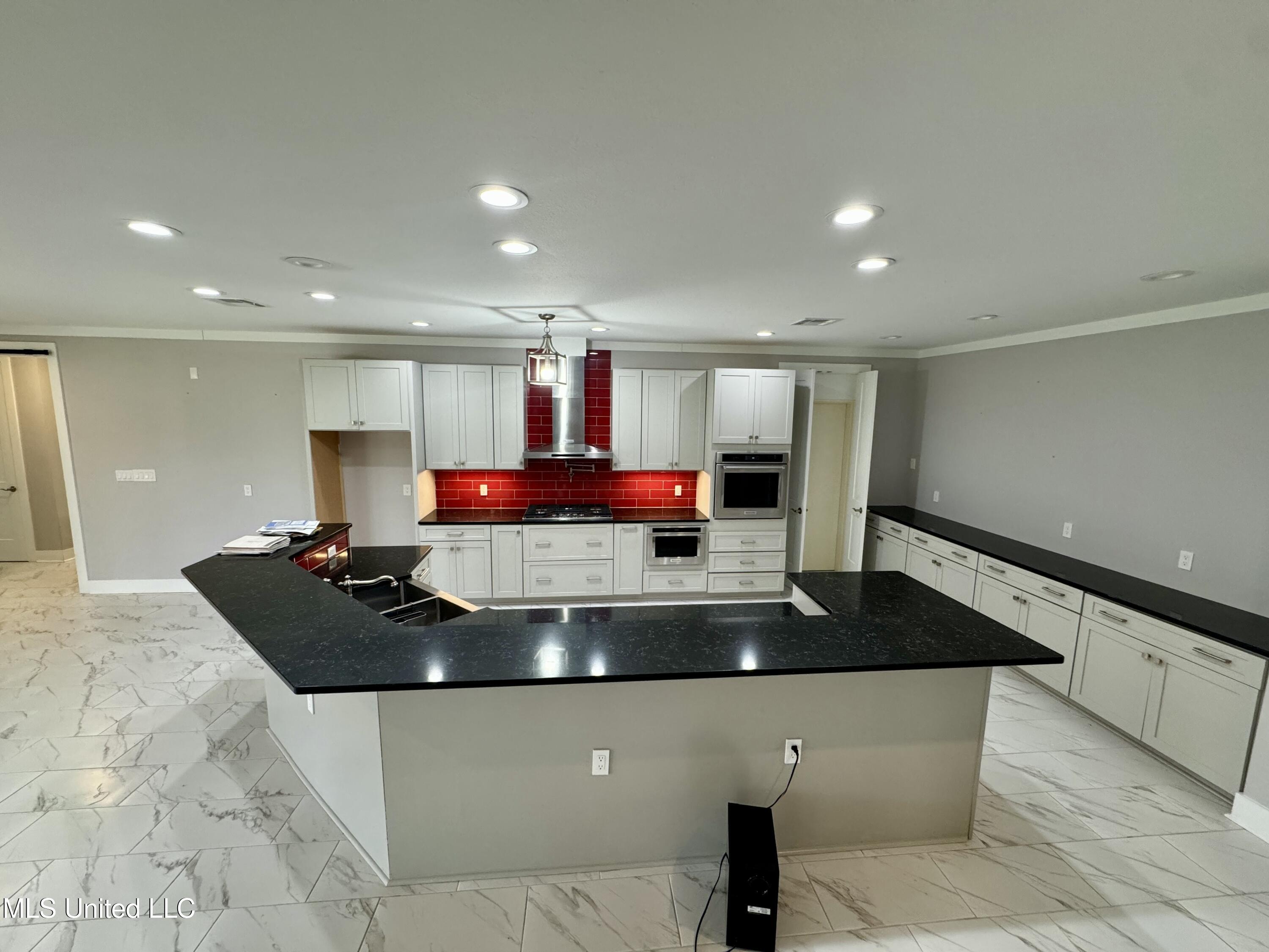 374 Fox Road Property Photo 8