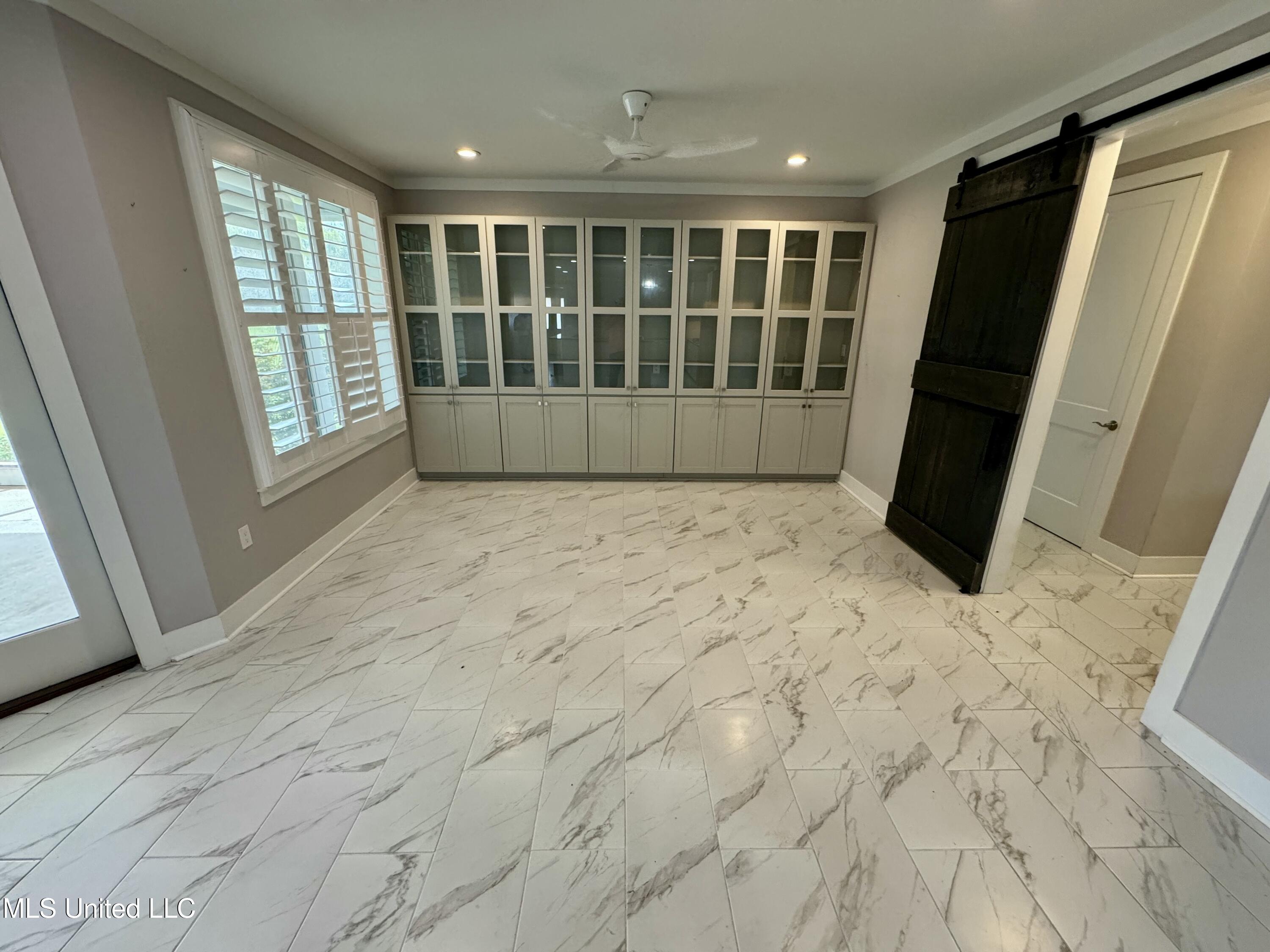 374 Fox Road Property Photo 9