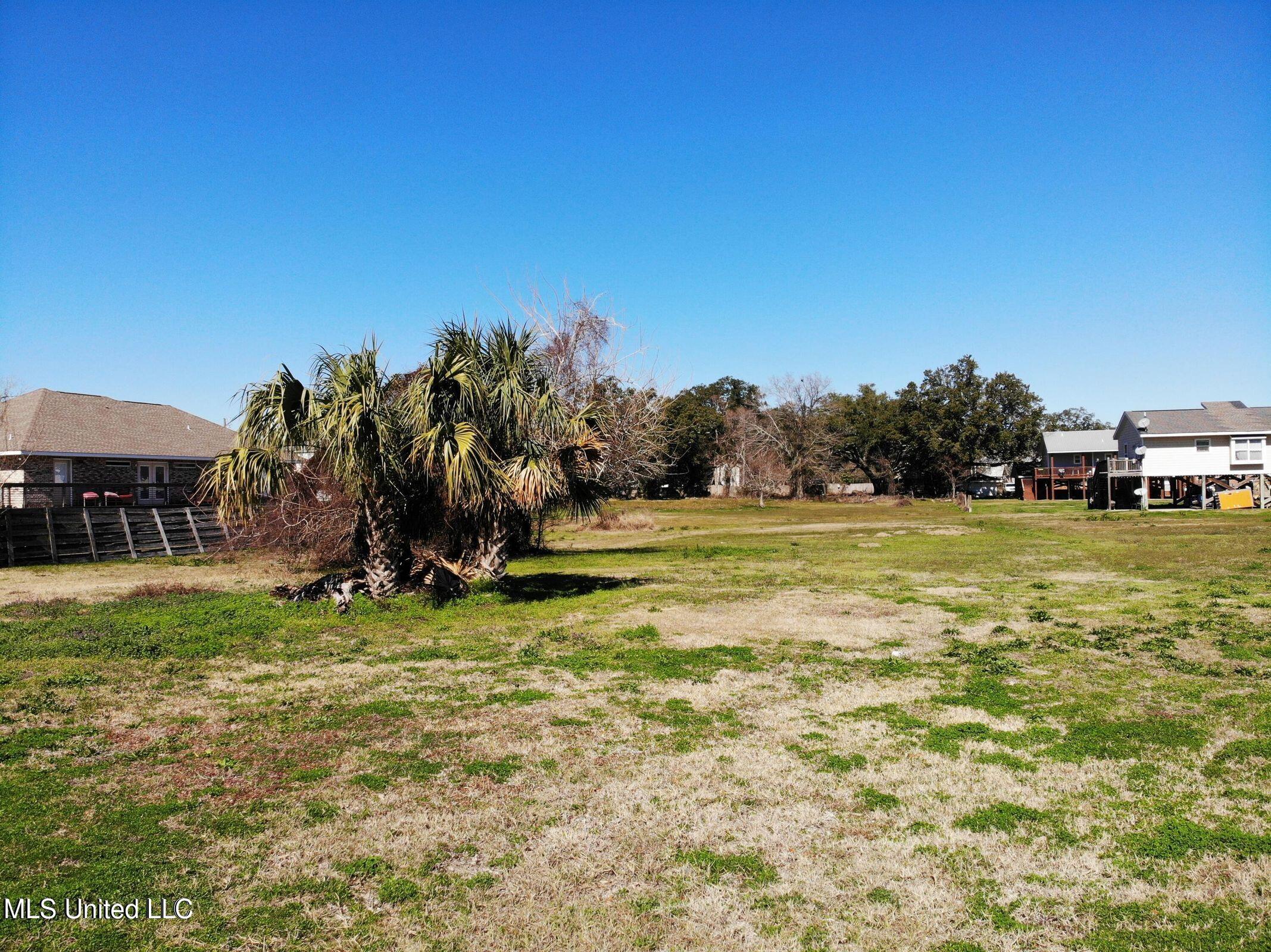 346 Howard Avenue Property Photo 1