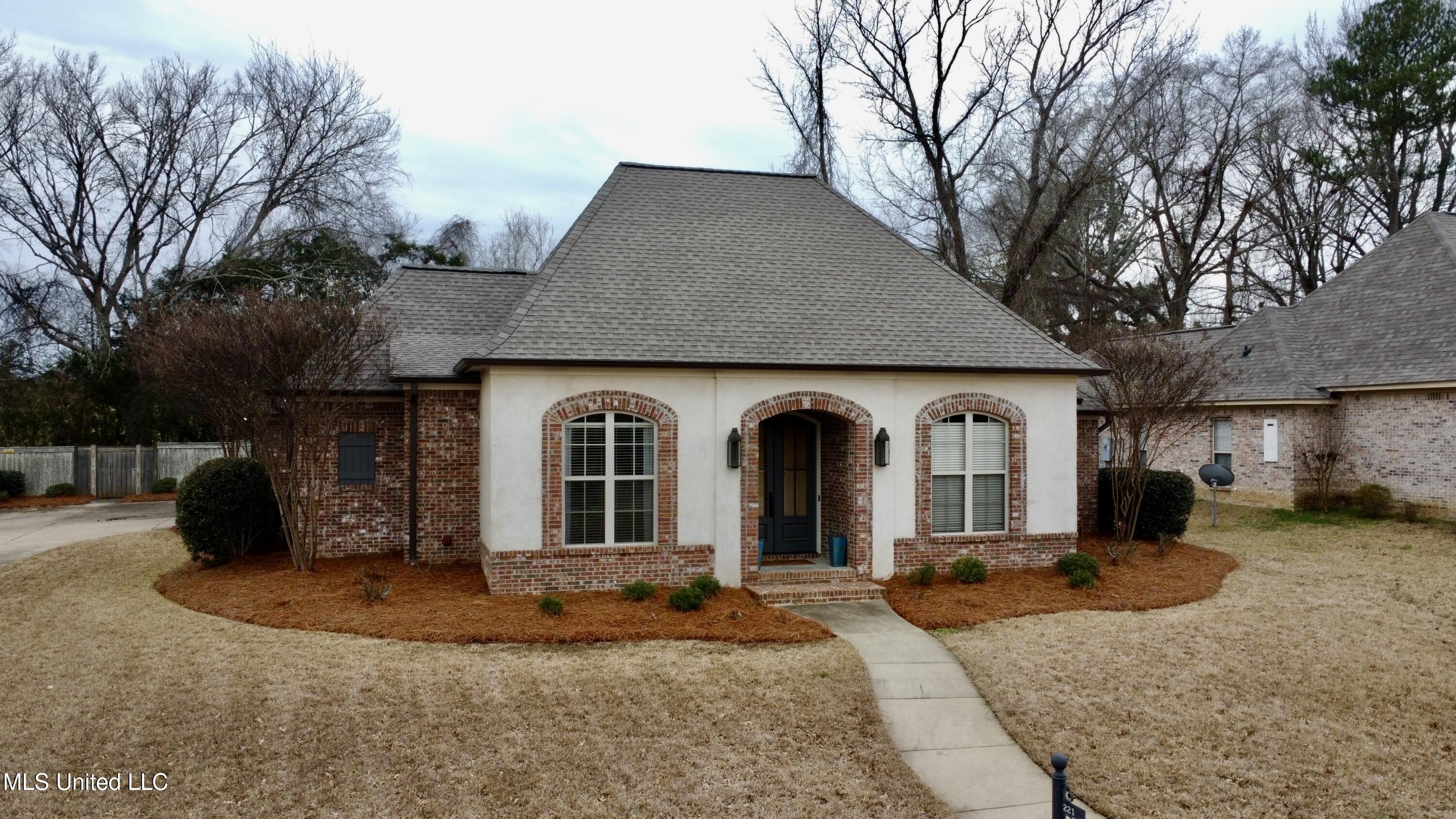 221 Stoney Ridge Road Property Photo