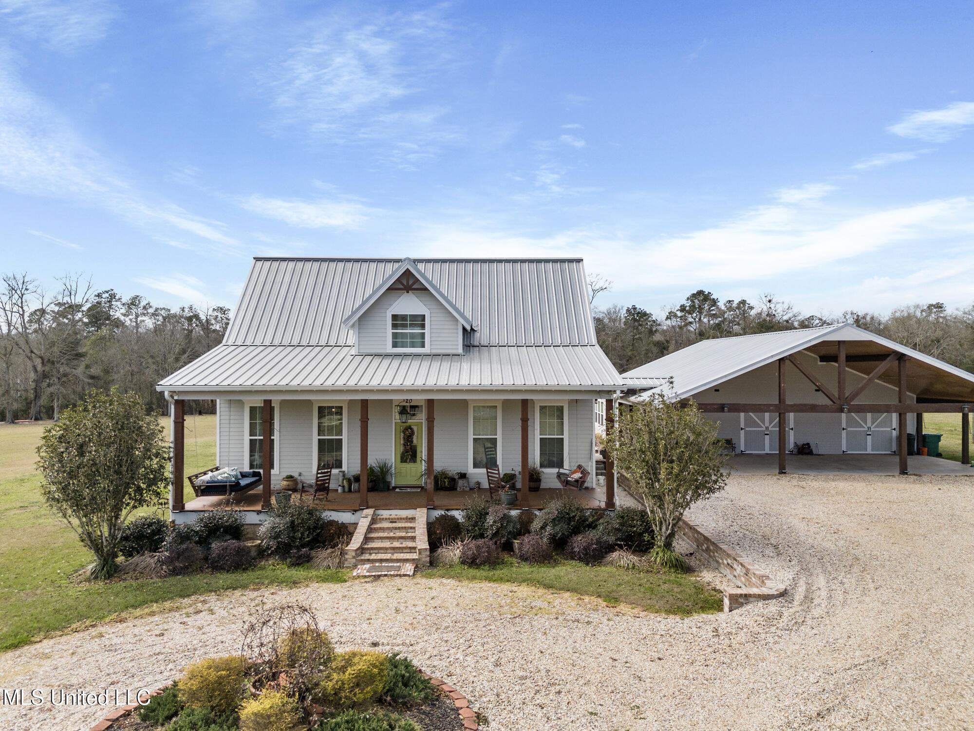 20 Hawkins Drive Property Photo 1