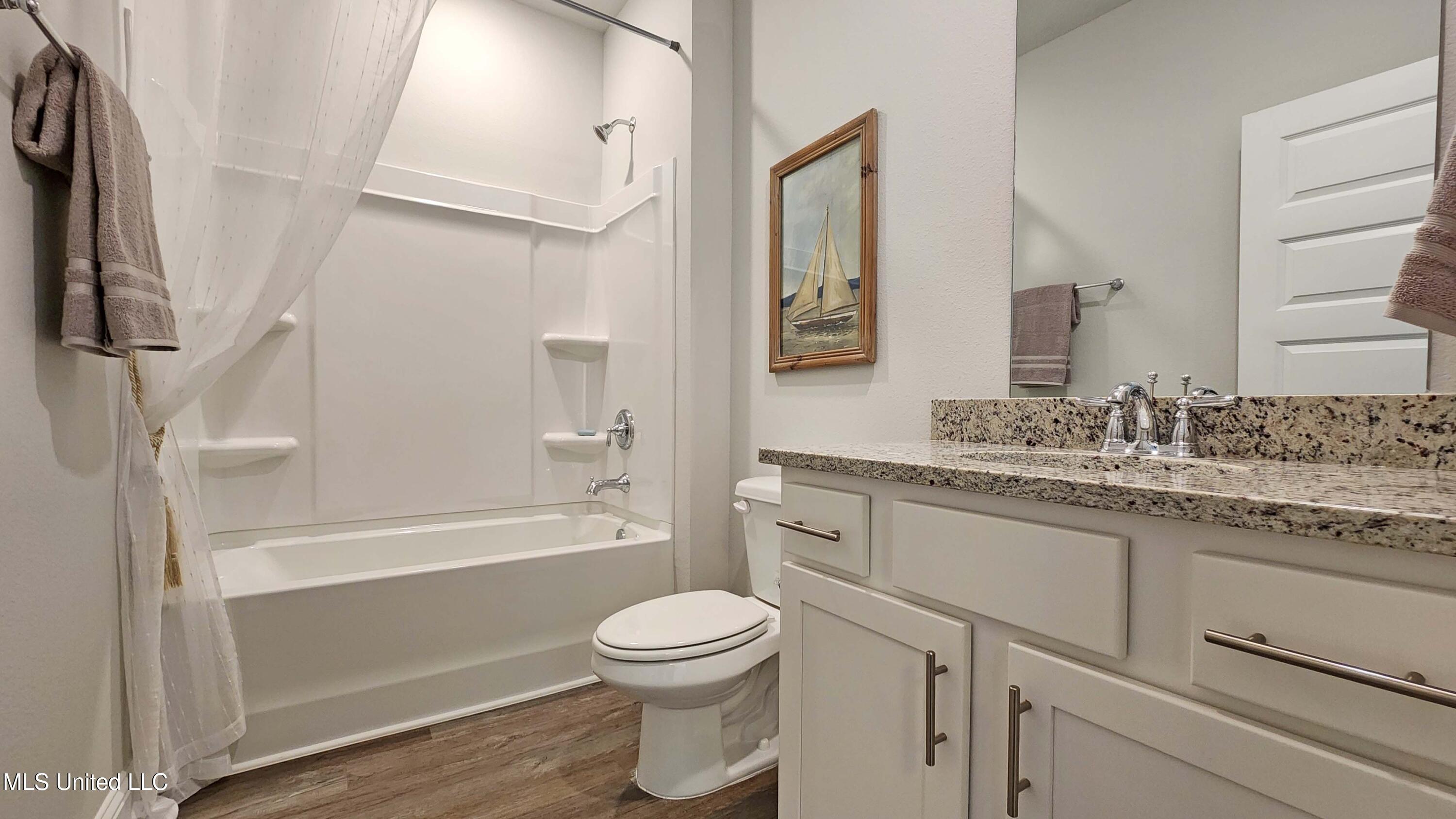 430 Piney Drive Property Photo 6