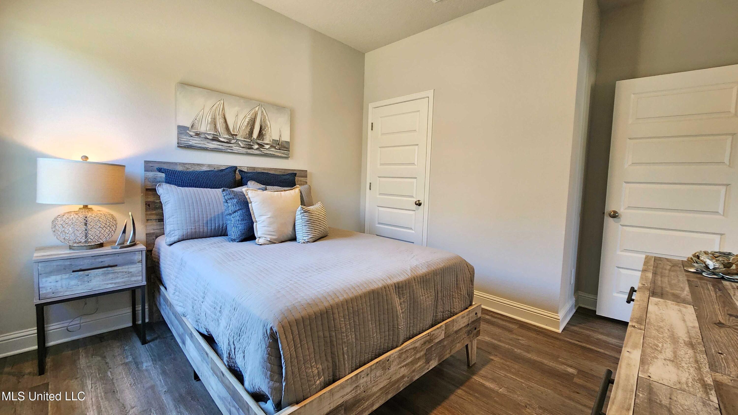 430 Piney Drive Property Photo 7