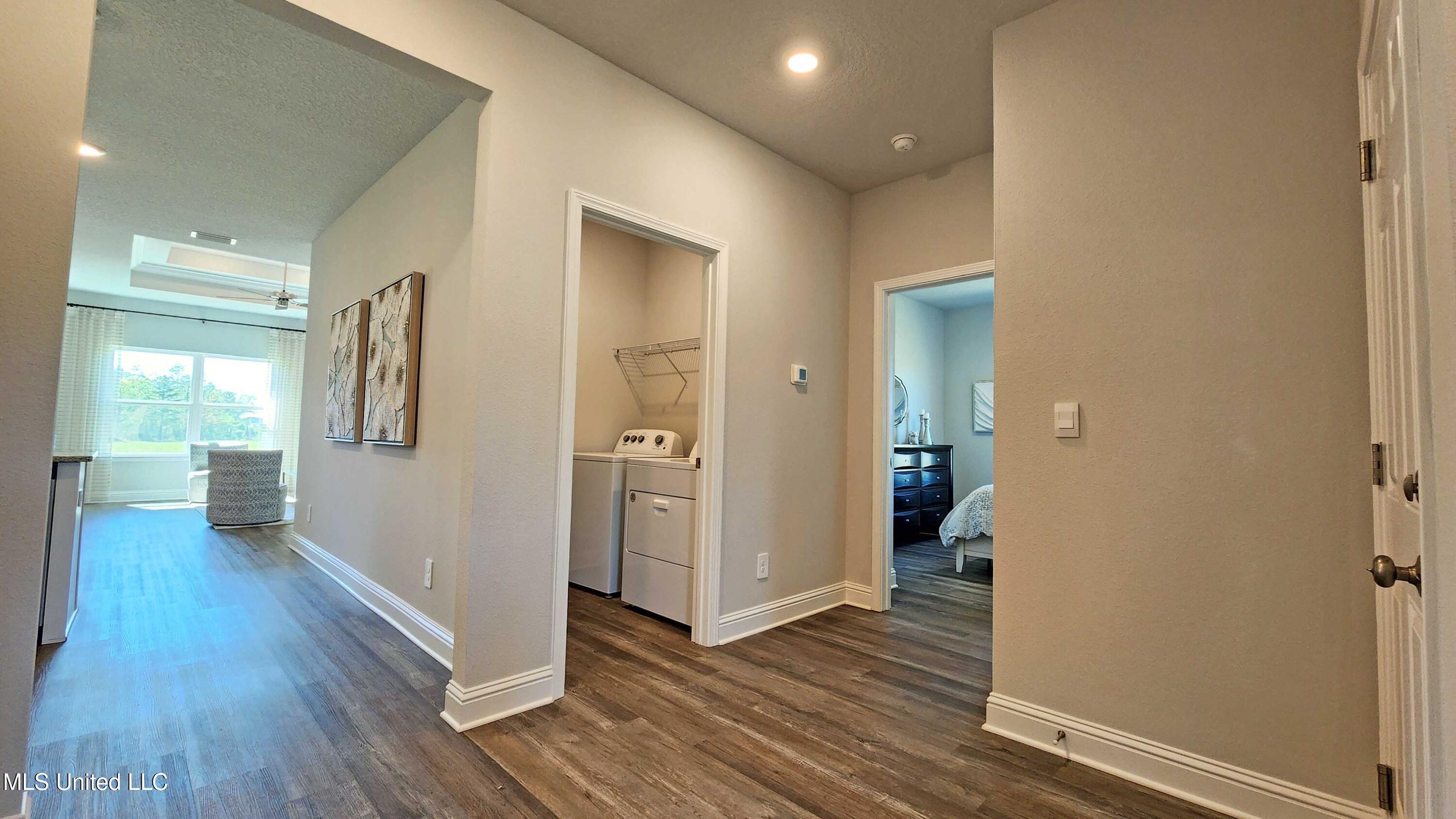 430 Piney Drive Property Photo 8