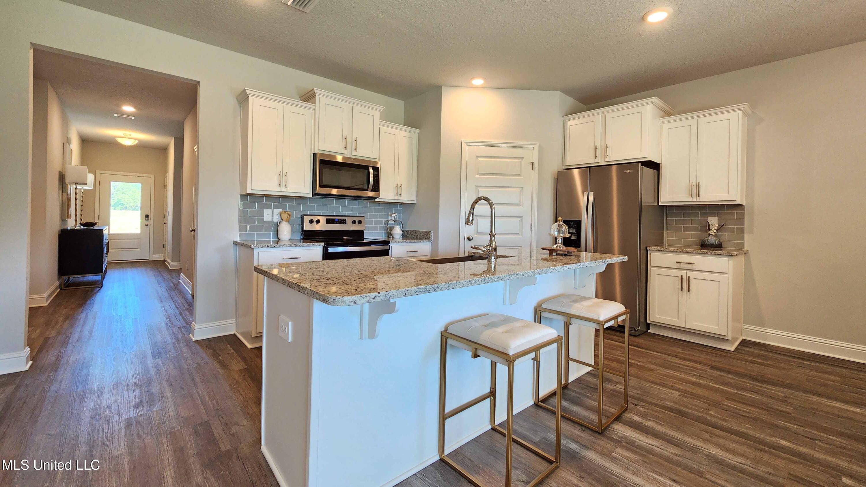 430 Piney Drive Property Photo 11