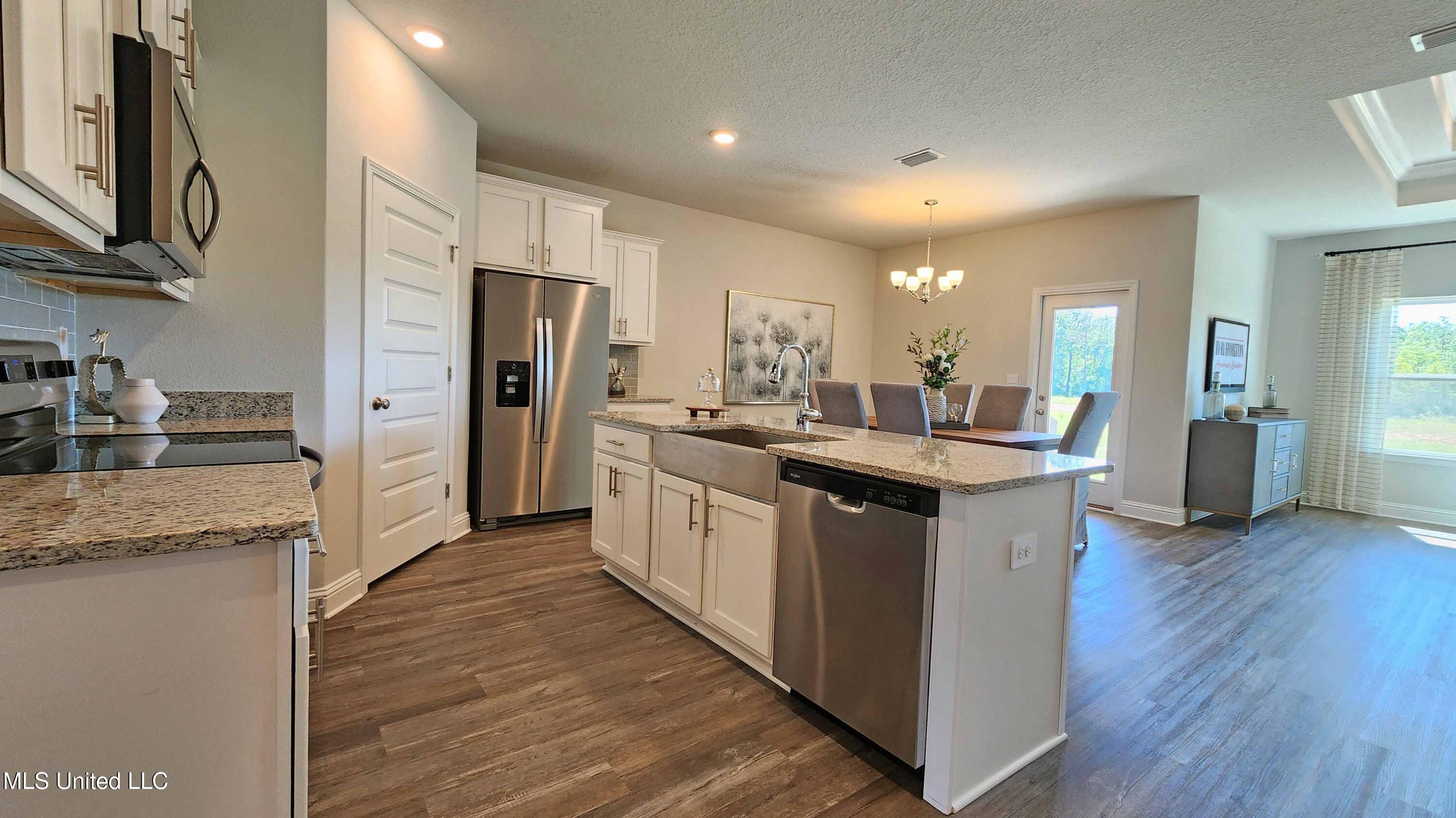 430 Piney Drive Property Photo 12