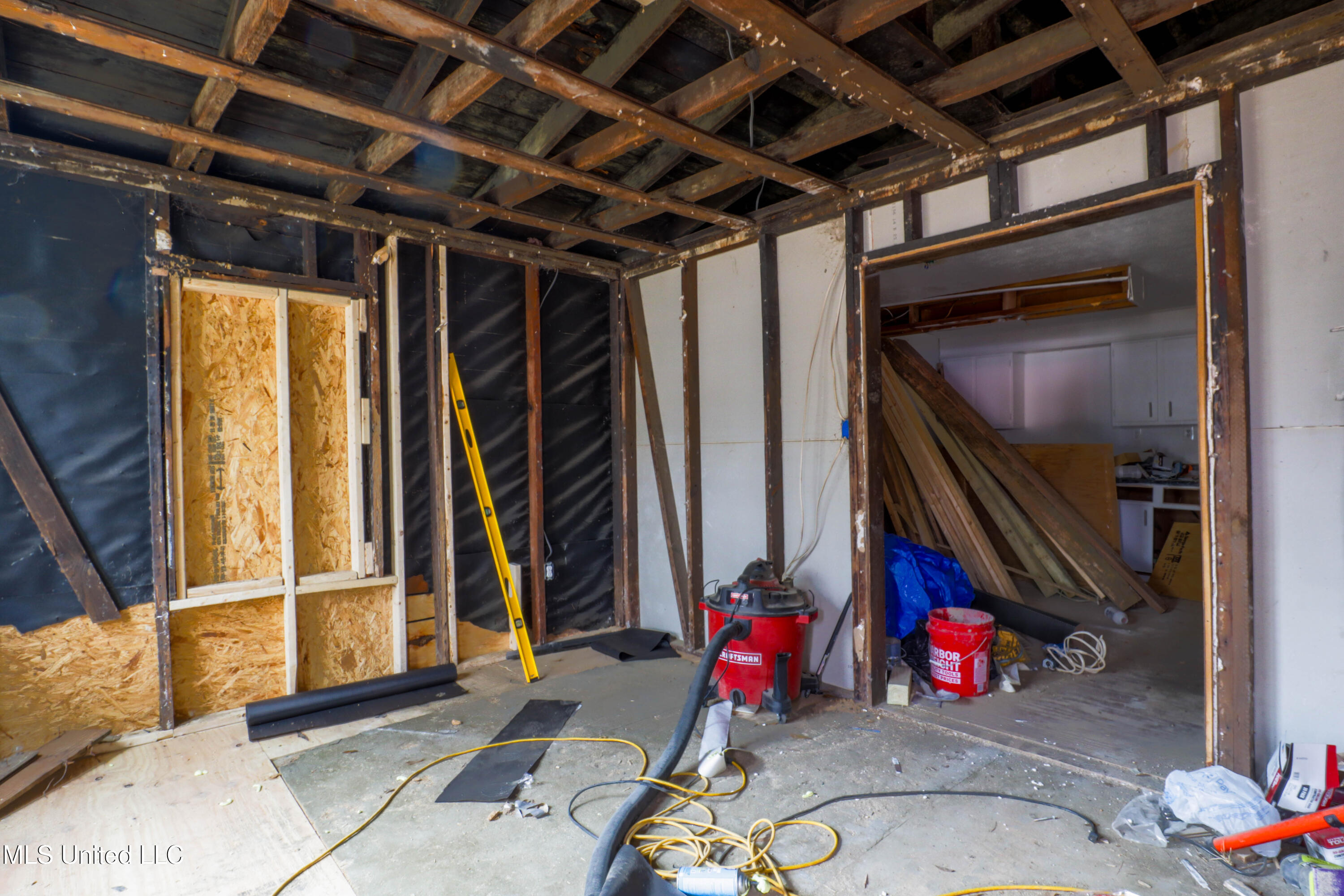 610 Nw 9th Avenue Property Photo 4