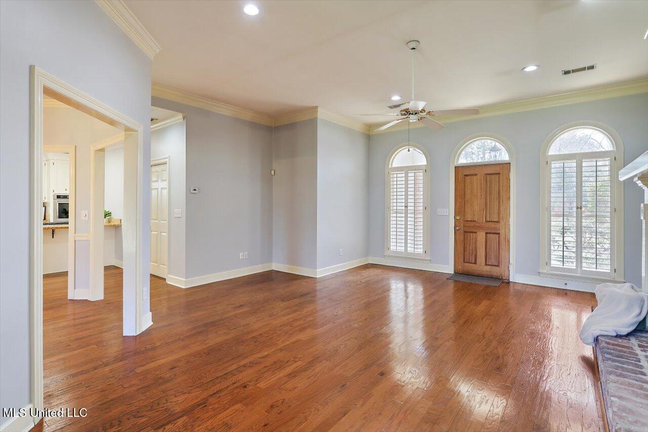 122 Sugaloch Cove Property Photo 5