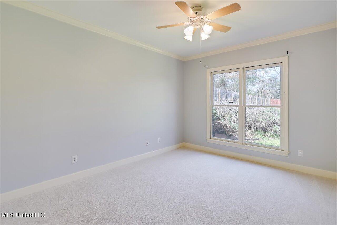 122 Sugaloch Cove Property Photo 21