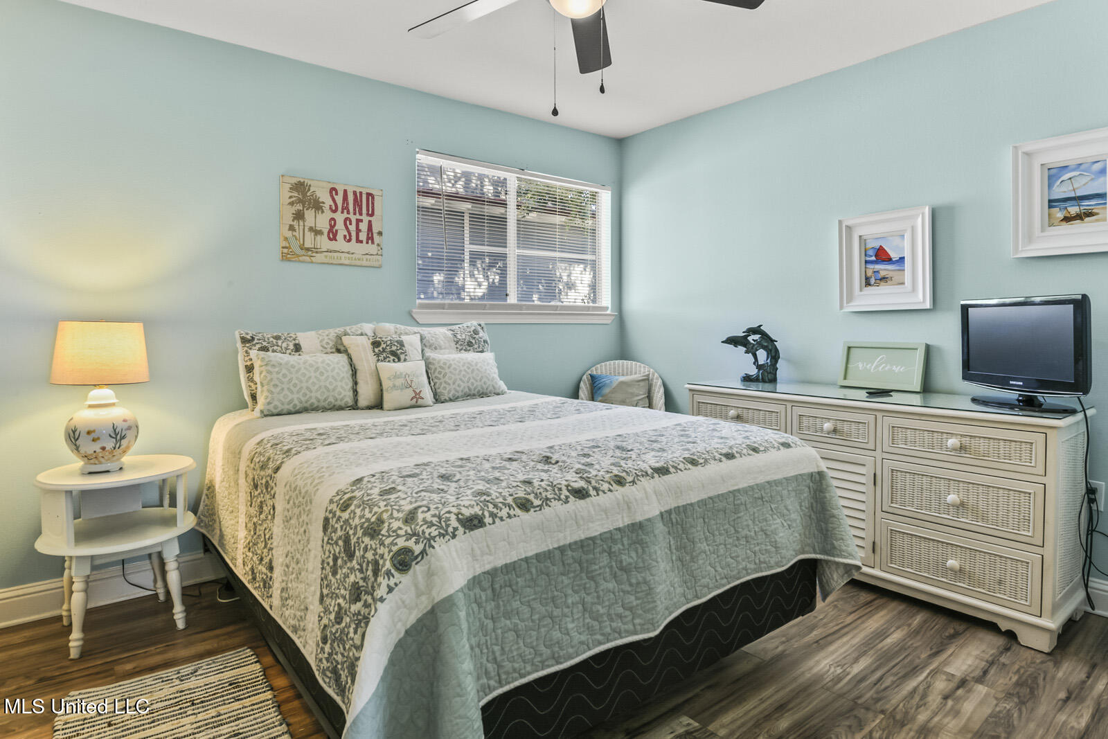 1664 Beach Boulevard Property Photo 8