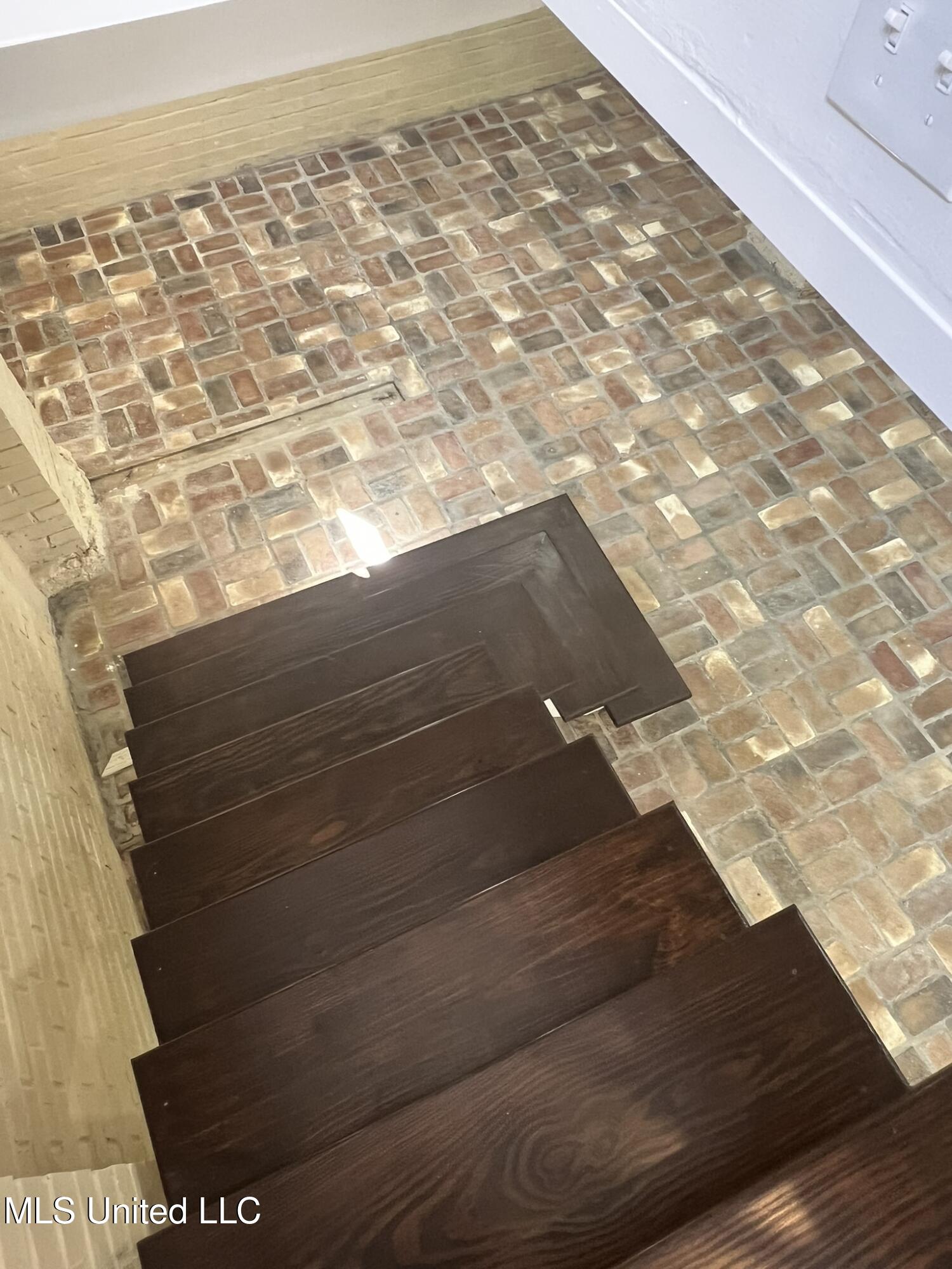 35 1/2 Homochitto Street Property Photo 21