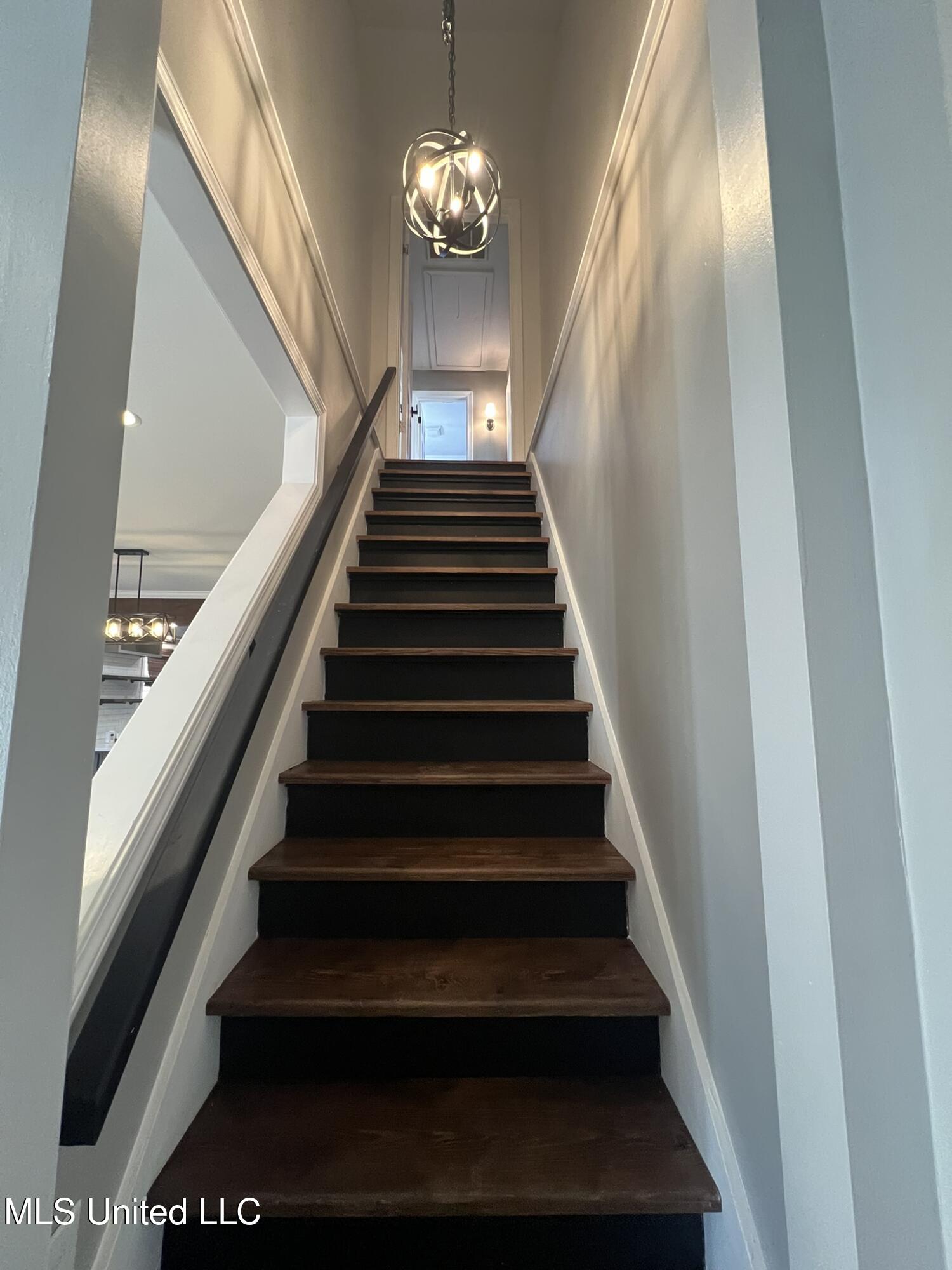 35 1/2 Homochitto Street Property Photo 37