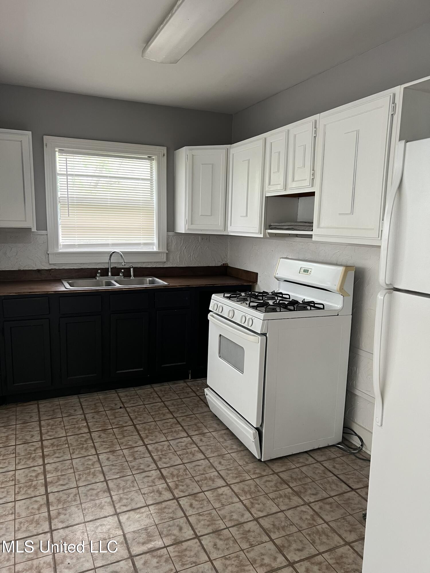 35 1/2 Homochitto Street Property Photo 46