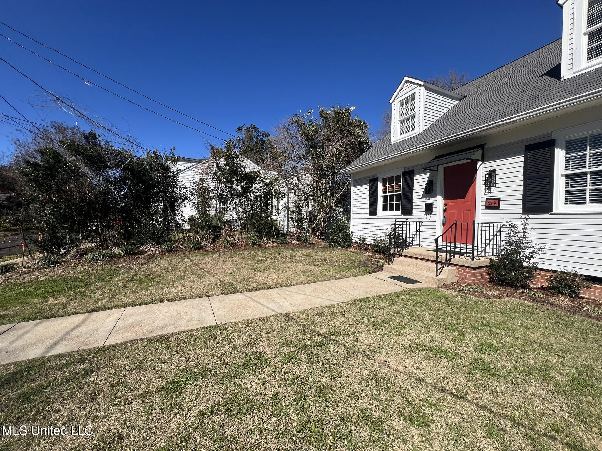 35 1/2 Homochitto Street Property Photo 53