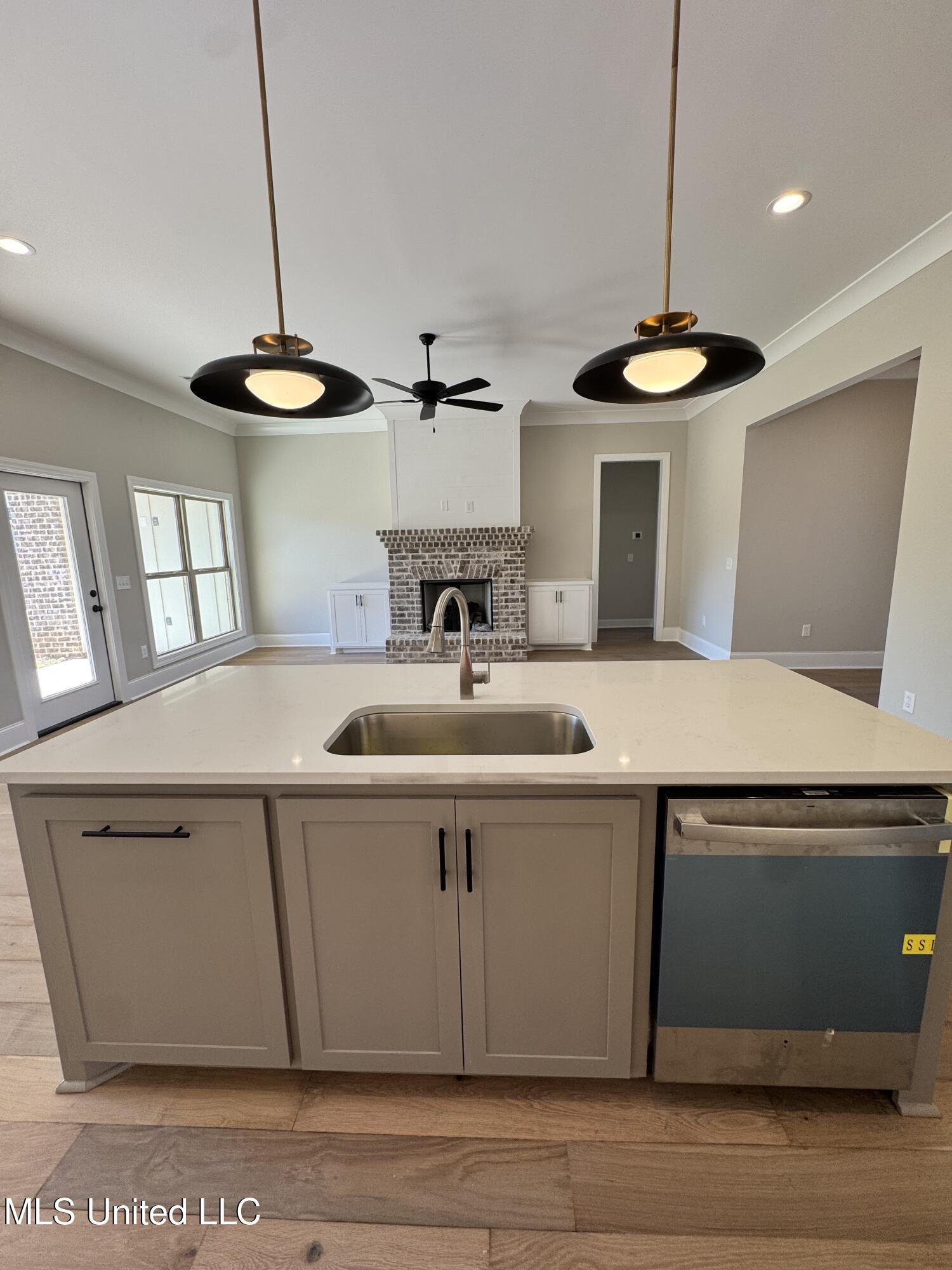 115 Southern Oak Way Property Photo 4