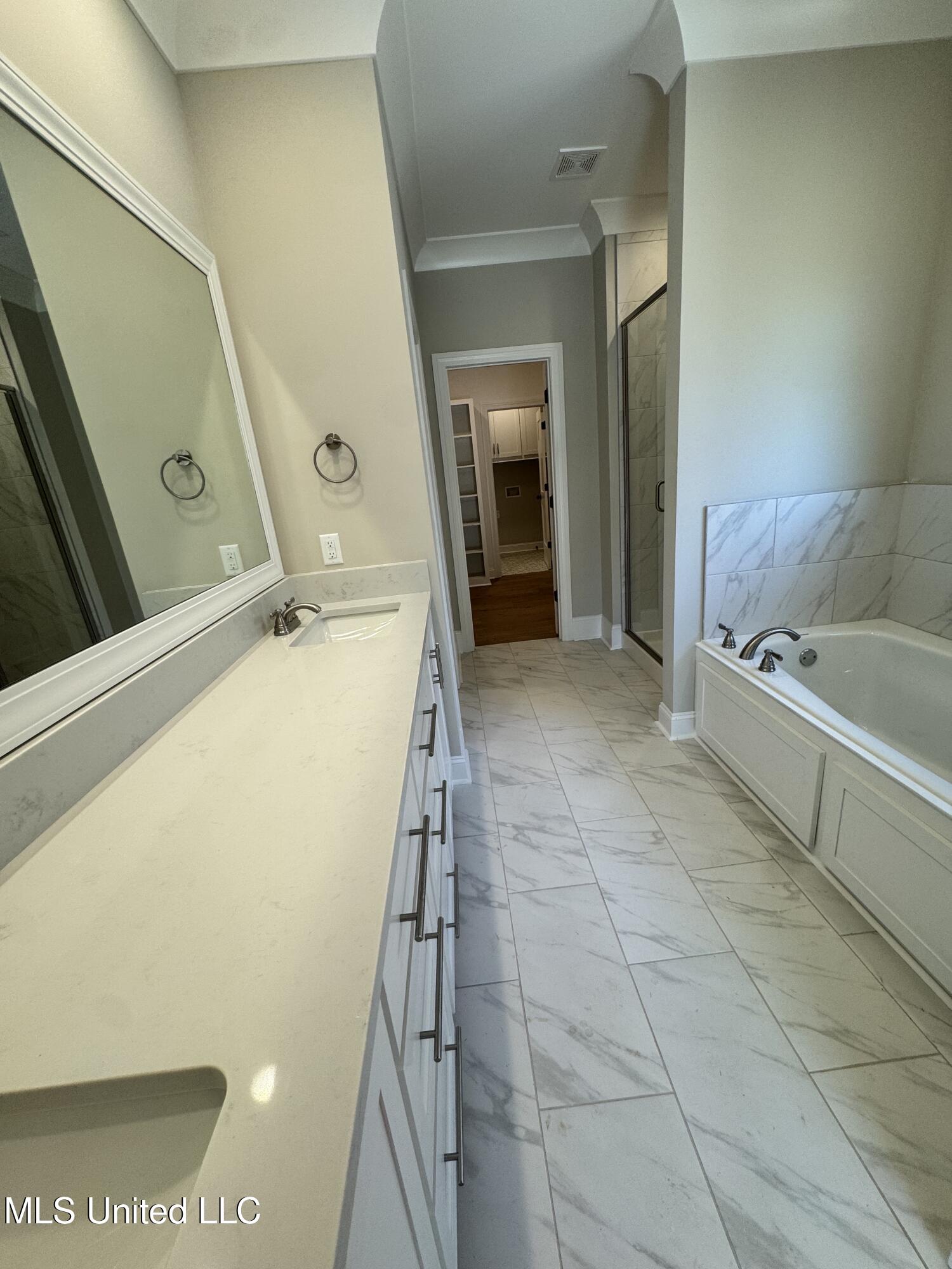 115 Southern Oak Way Property Photo 22