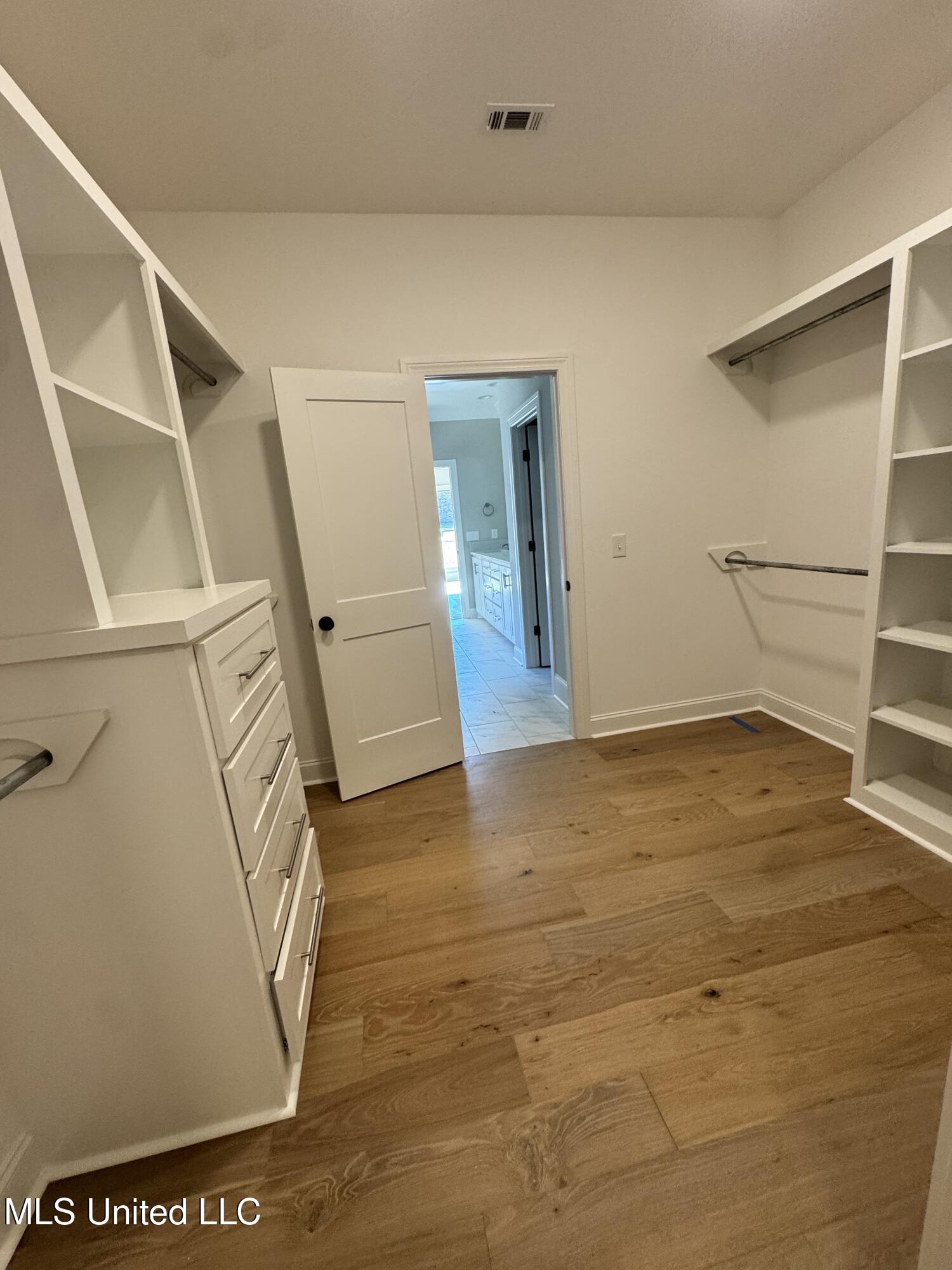 115 Southern Oak Way Property Photo 24