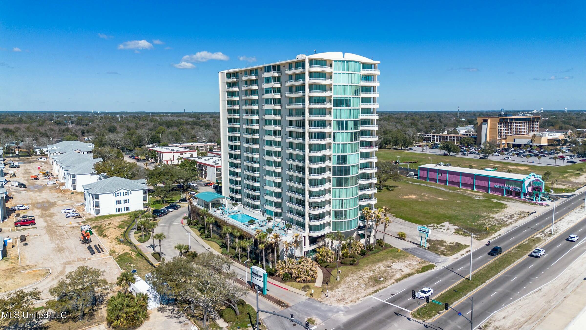 2060 Beach Boulevard Property Photo 1