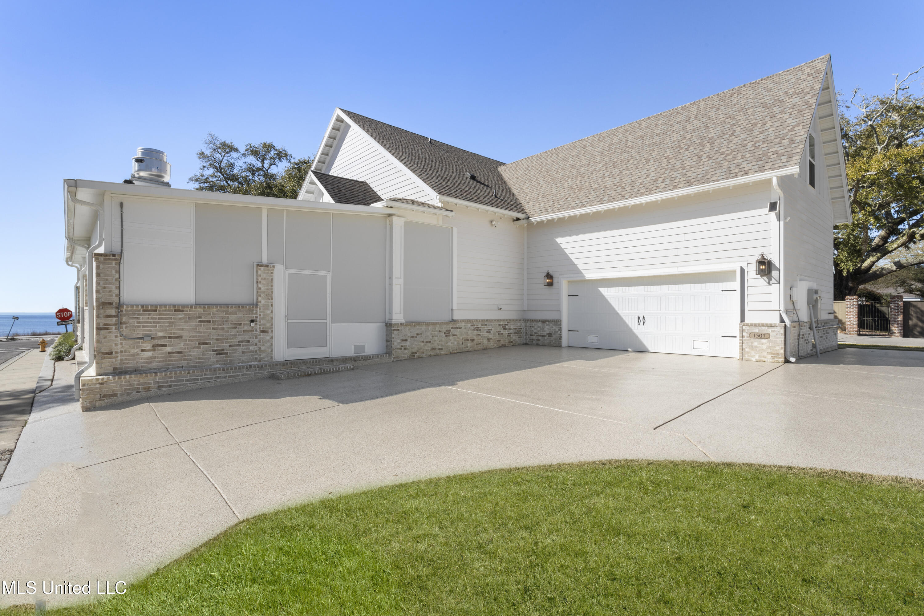 1507 Olive Avenue Property Photo 53