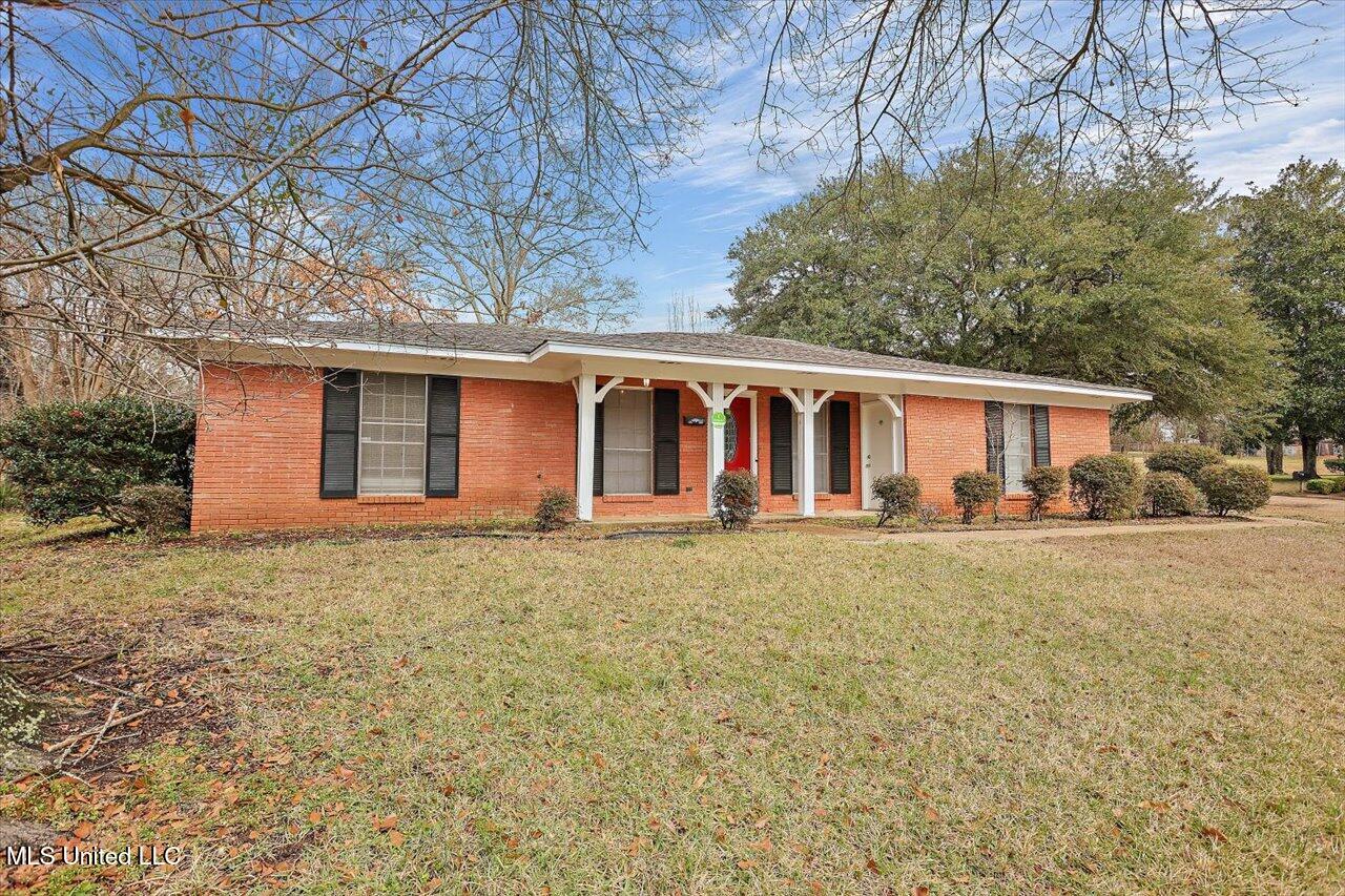 126 Mayfair Drive Property Photo 11