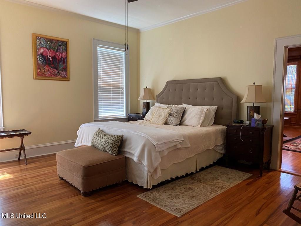 125 Riverside Street Property Photo 13