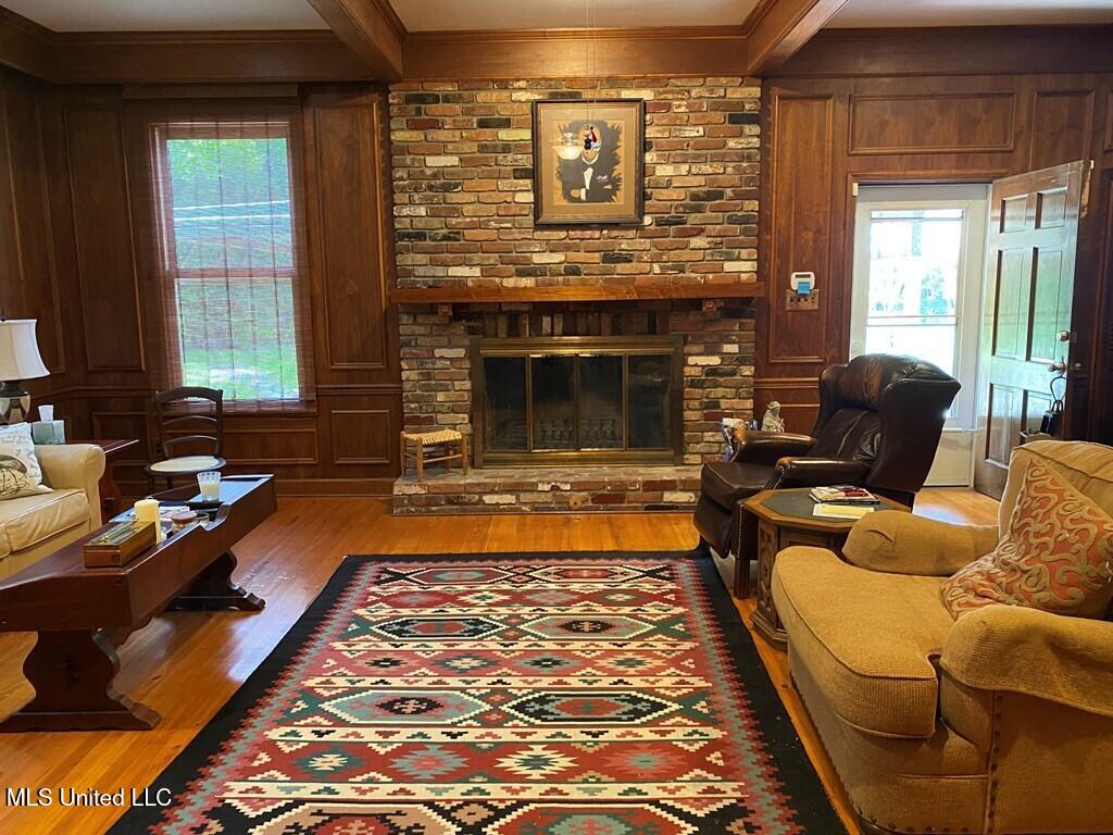 125 Riverside Street Property Photo 20