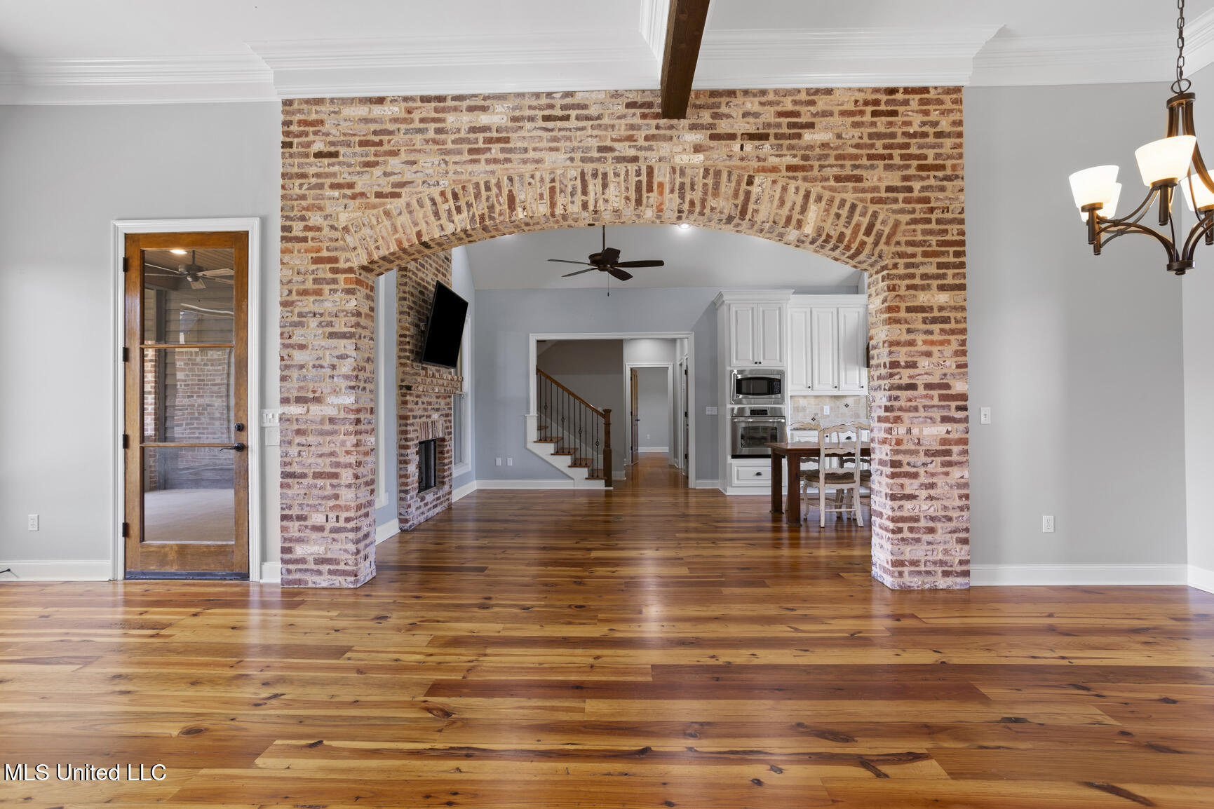 127 Bonne Vie Drive Property Photo 8