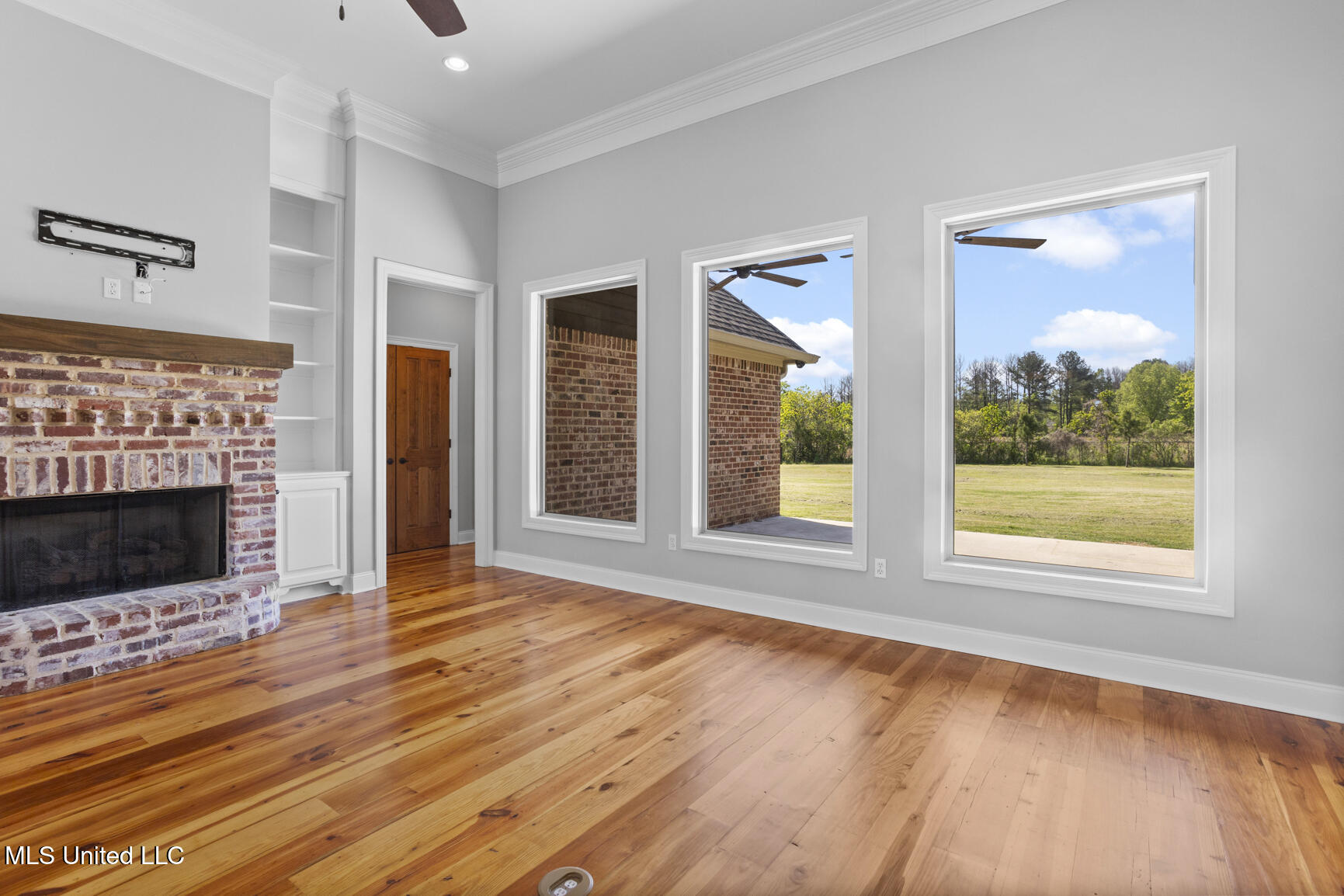 127 Bonne Vie Drive Property Photo 9