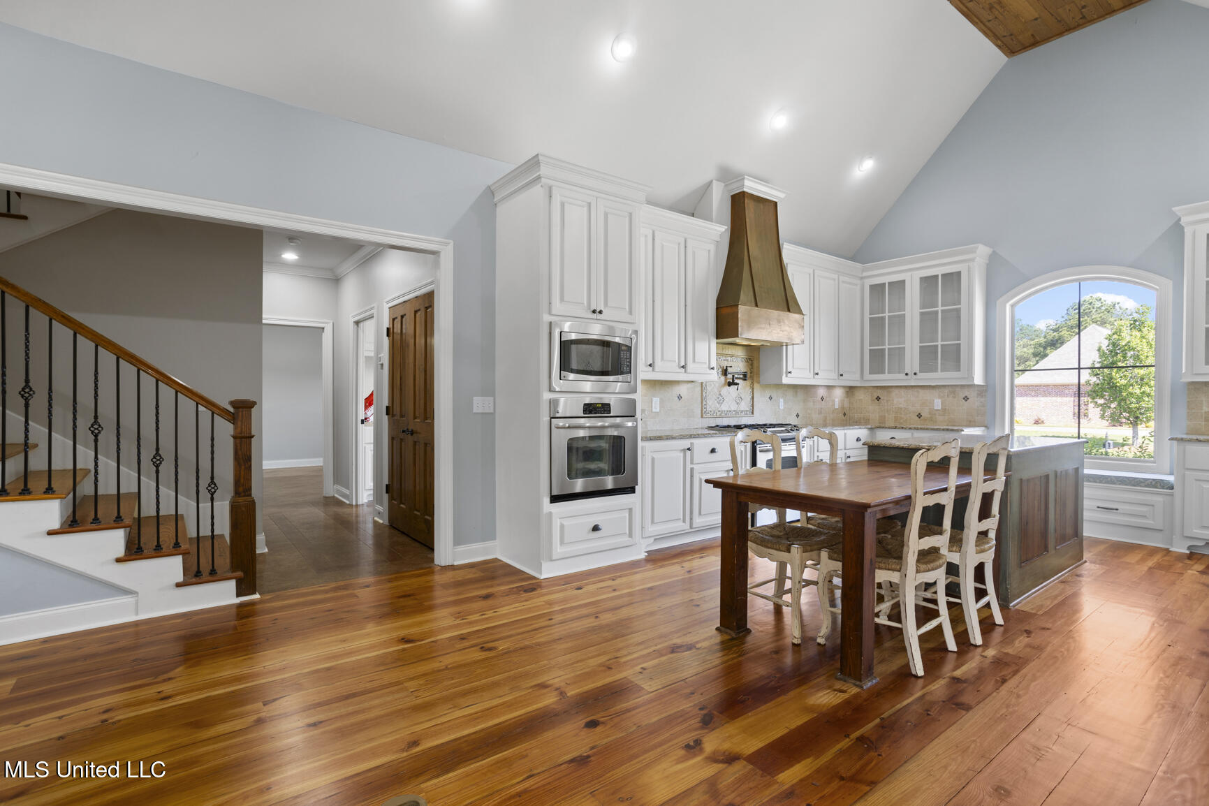 127 Bonne Vie Drive Property Photo 12