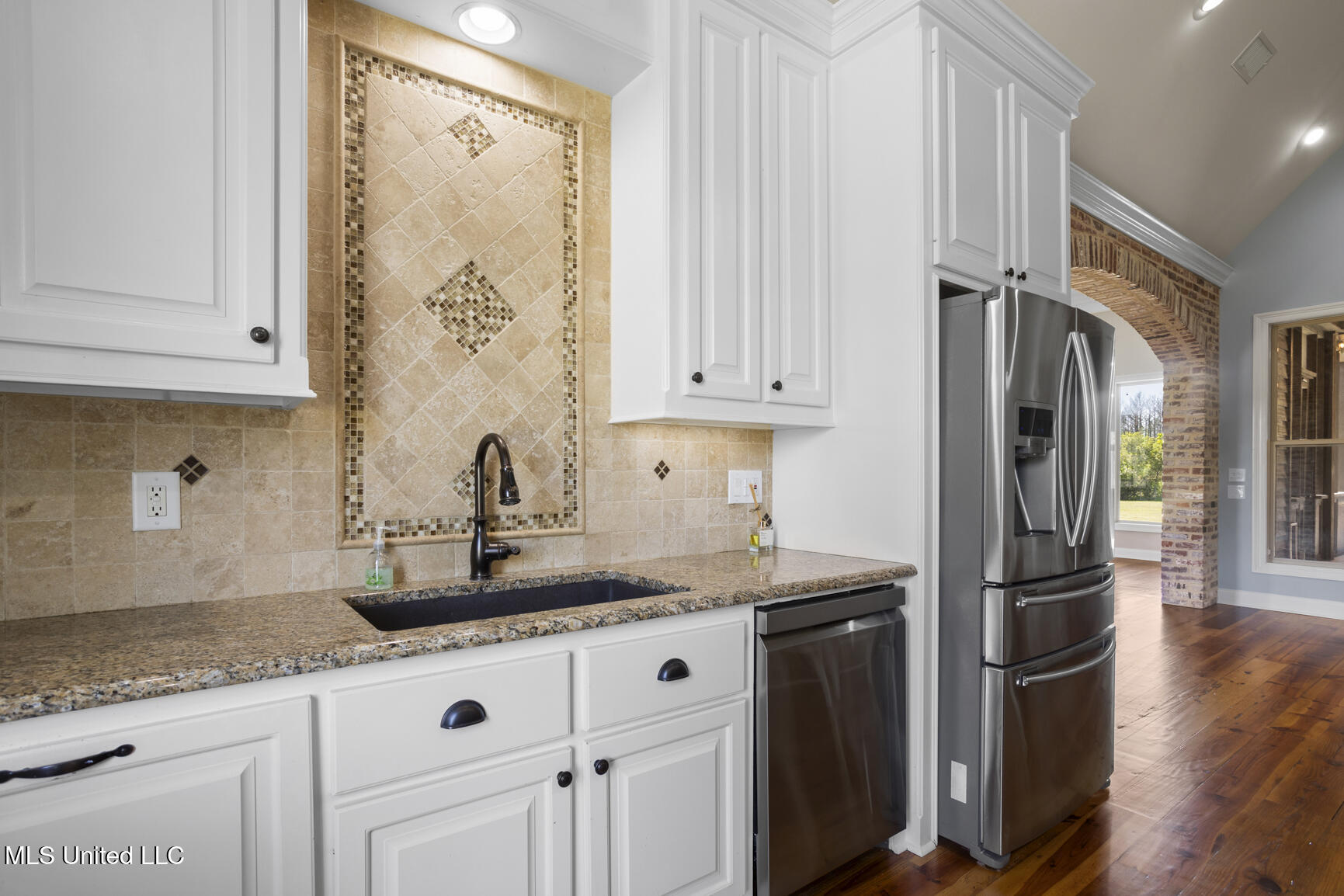 127 Bonne Vie Drive Property Photo 16