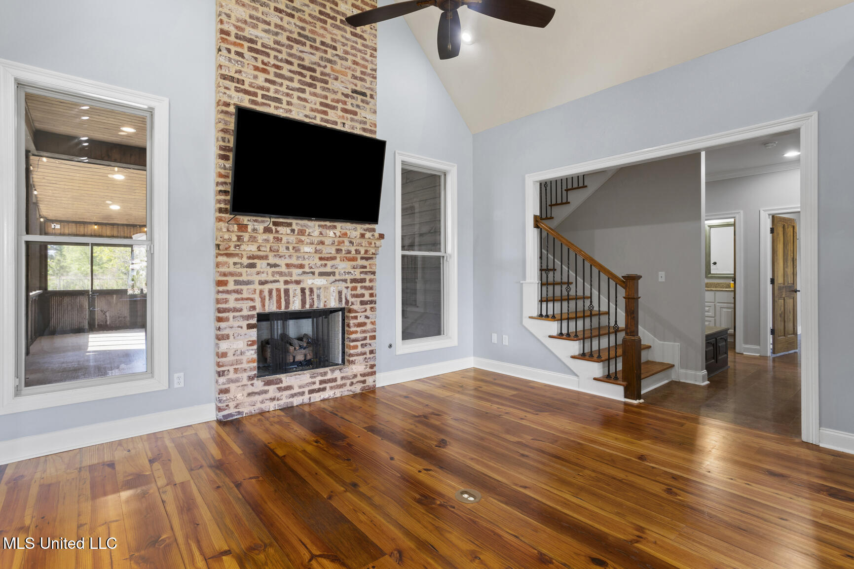 127 Bonne Vie Drive Property Photo 18