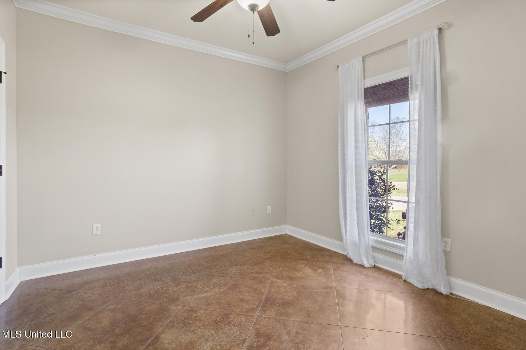 127 Bonne Vie Drive Property Photo 21