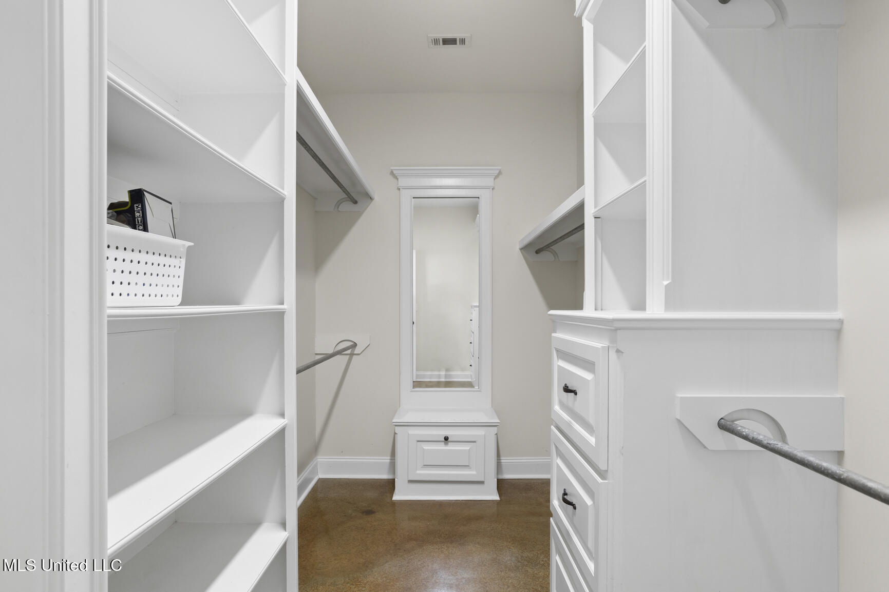 127 Bonne Vie Drive Property Photo 28