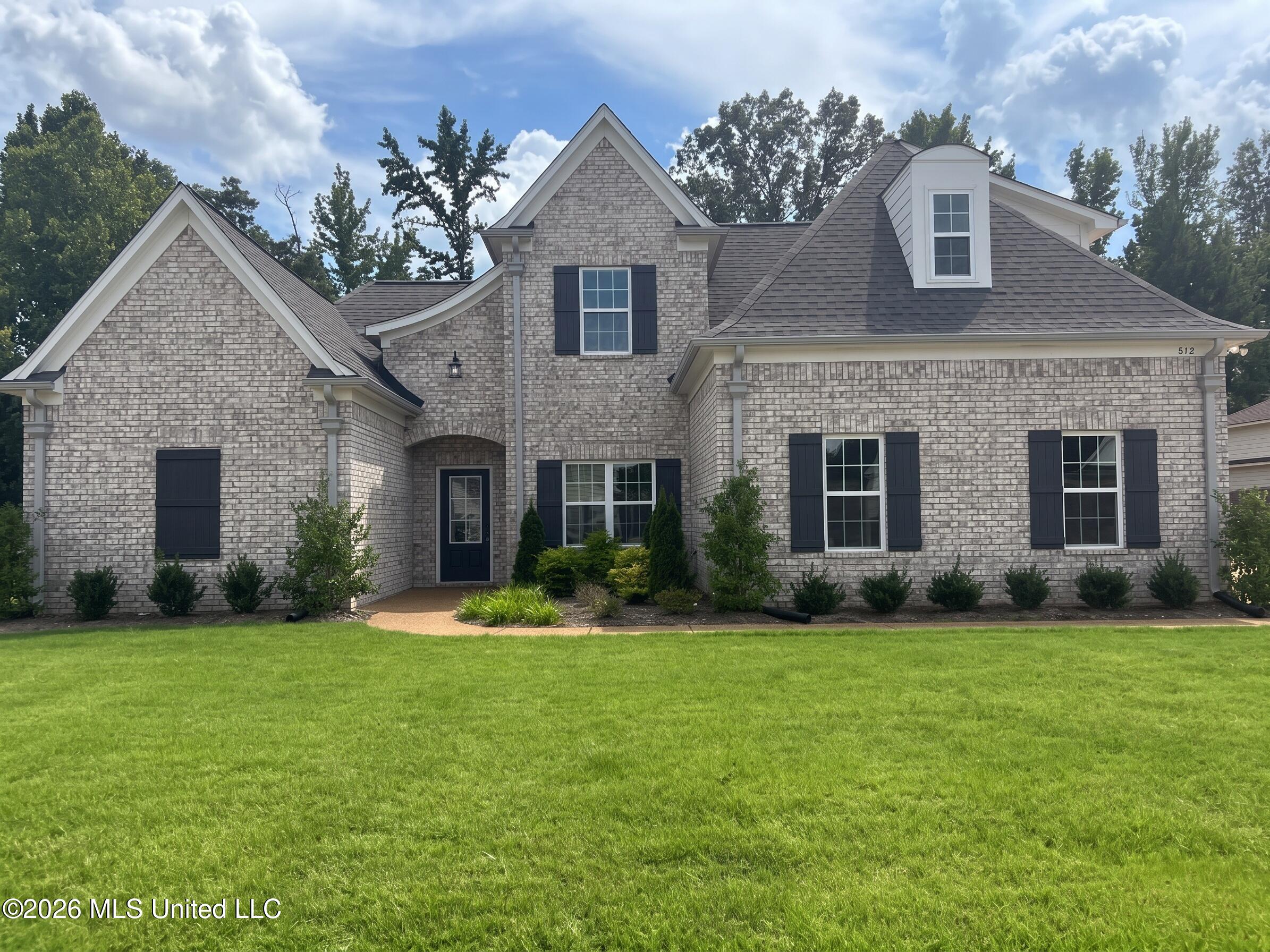 939 Buttermilk Drive Property Photo 1
