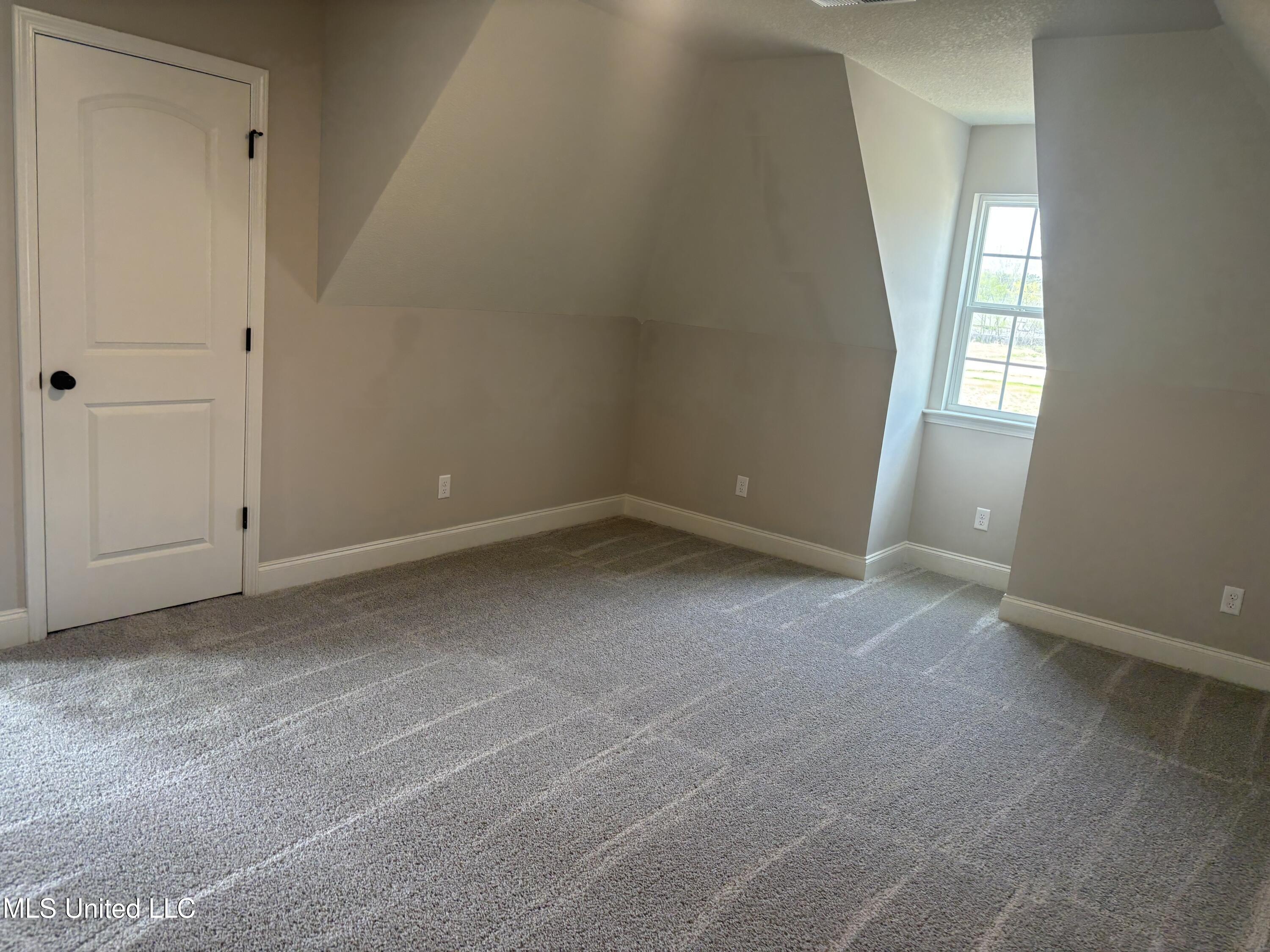 939 Buttermilk Drive Property Photo 23