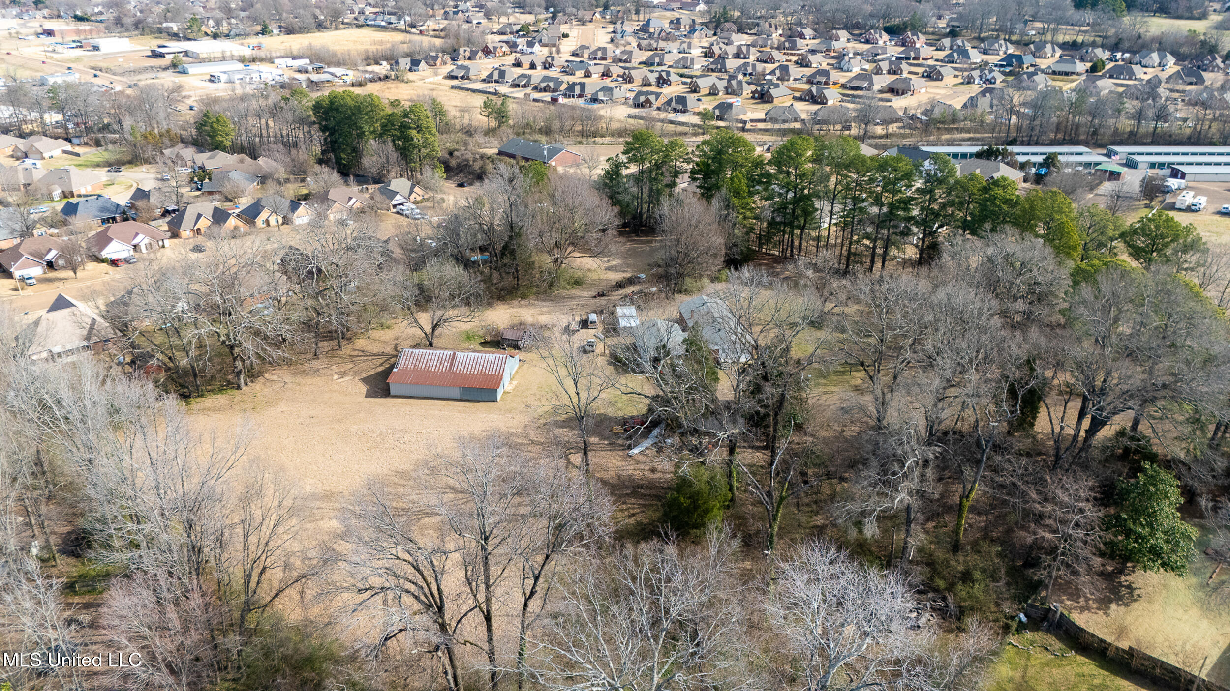 2035 Hwy 51 Property Photo 6