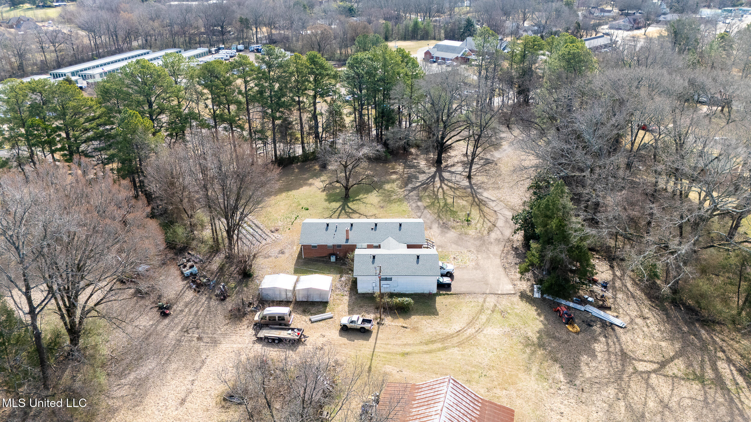 2035 Hwy 51 Property Photo 8