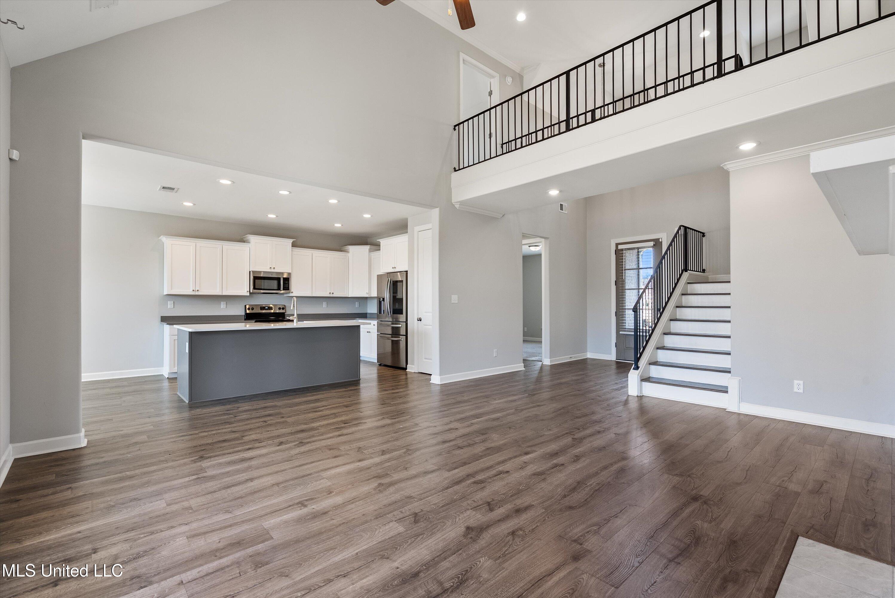 2923 Liam Lane Property Photo 7