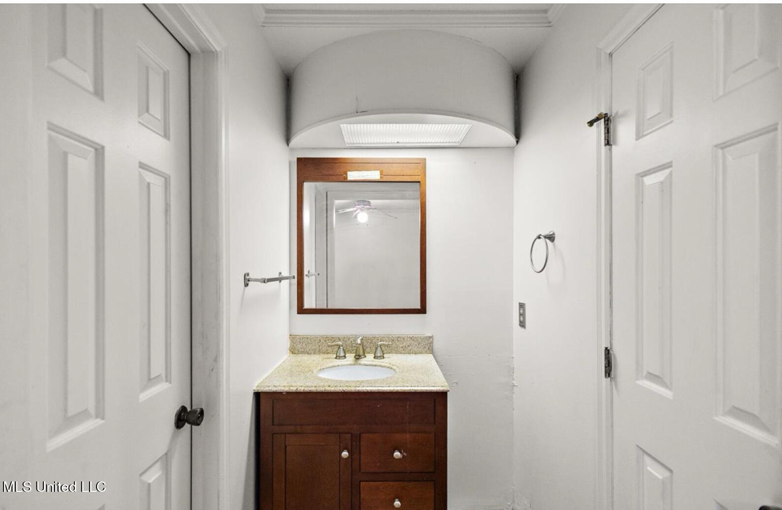 187 N Lexington Street Property Photo 24