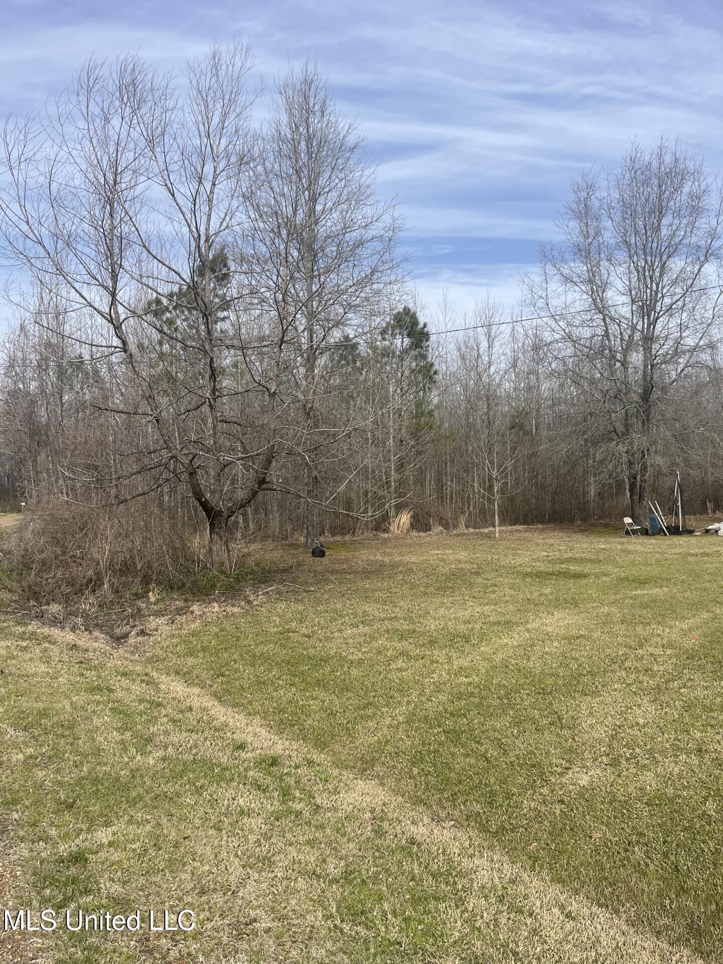 Hwy 3037 Property Photo 7