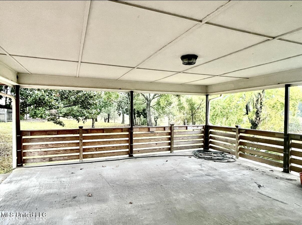 1517 Oak Leaf Circle Property Photo 11