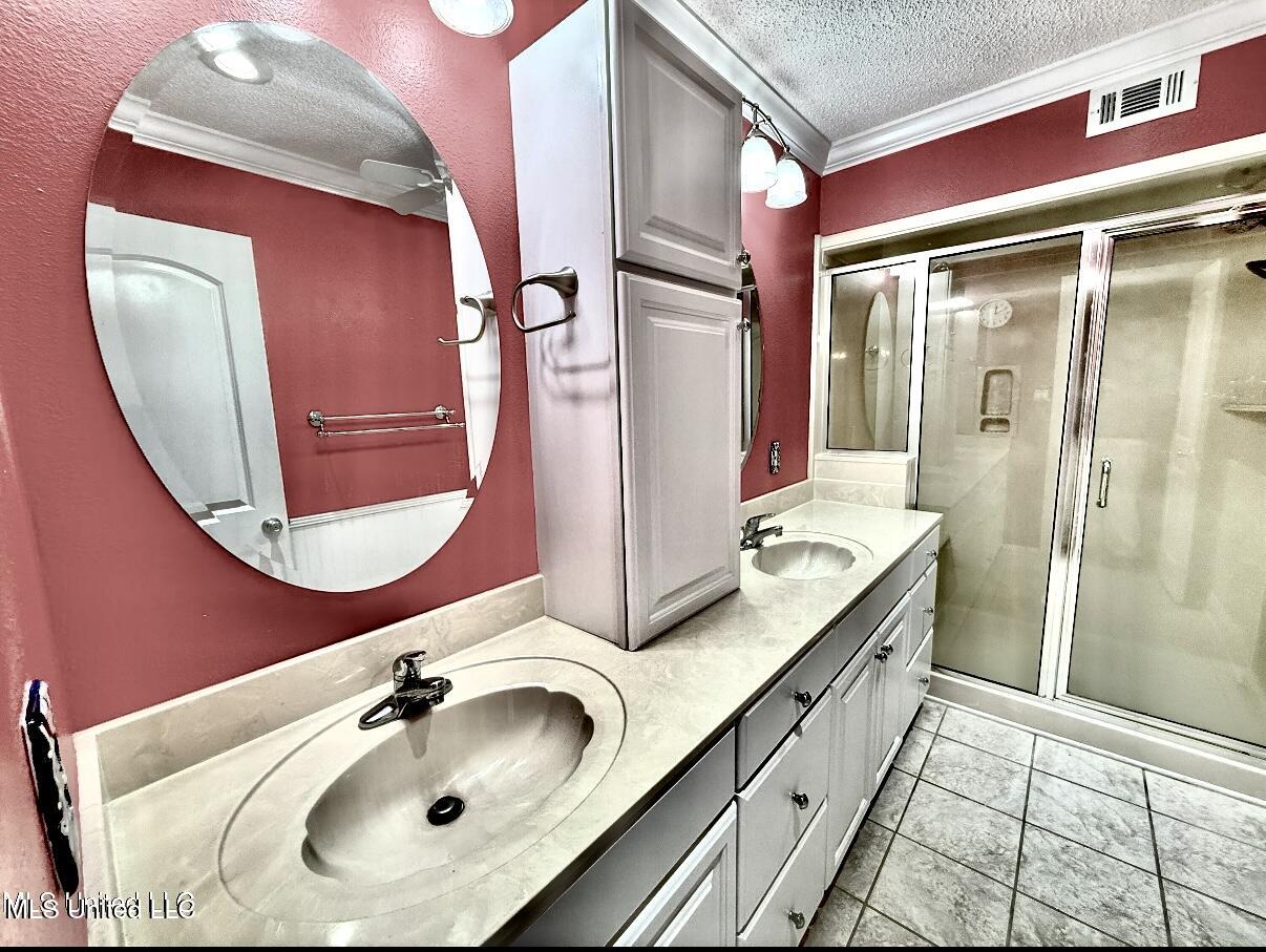 1517 Oak Leaf Circle Property Photo 24